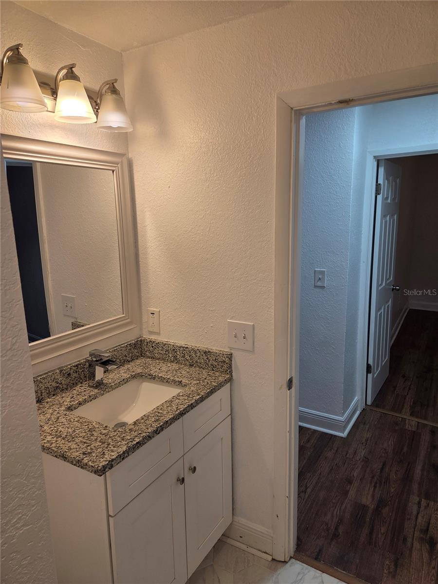 Image 10 of 13 For 2331 16th Avenue S