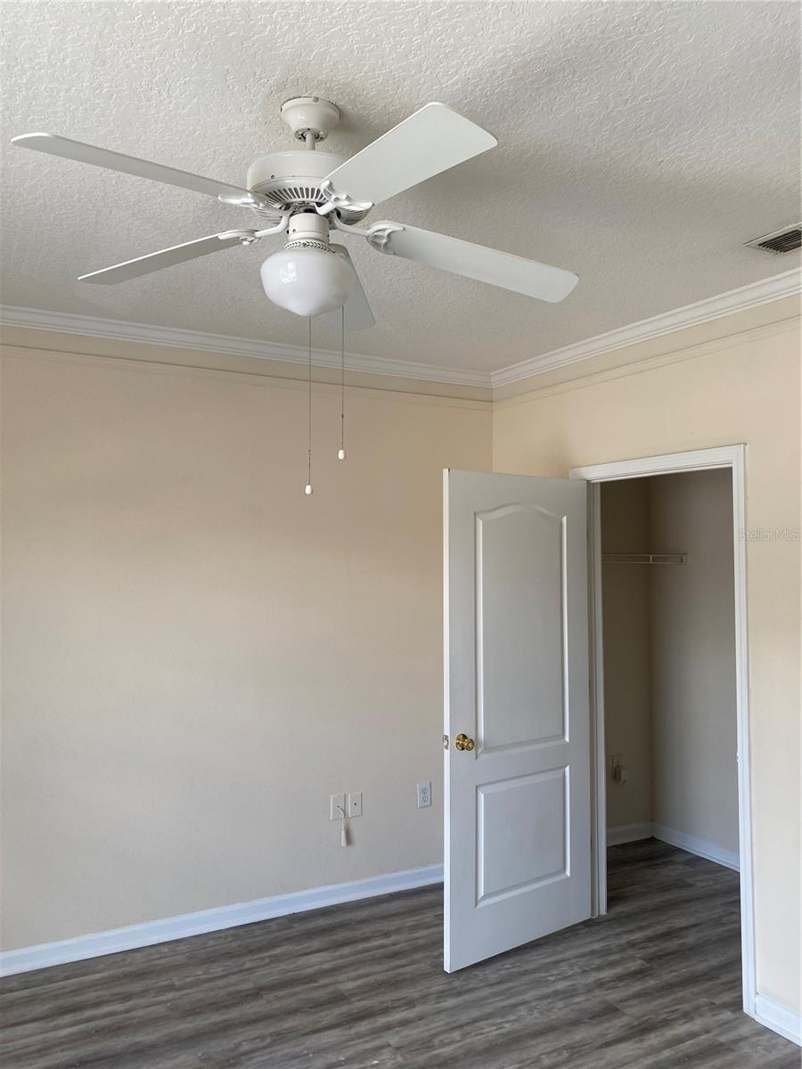 Image 9 of 10 For 10515 Villa View Circle 10515
