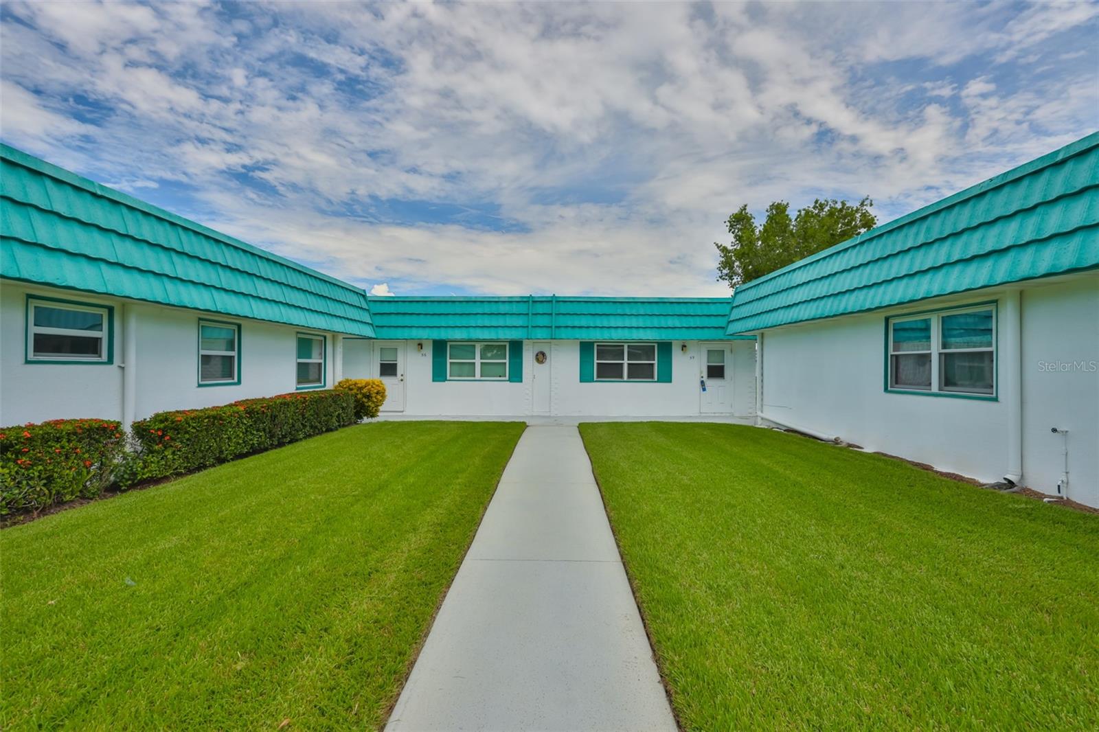 Image 22 of 47 For 205 Kings Boulevard 55