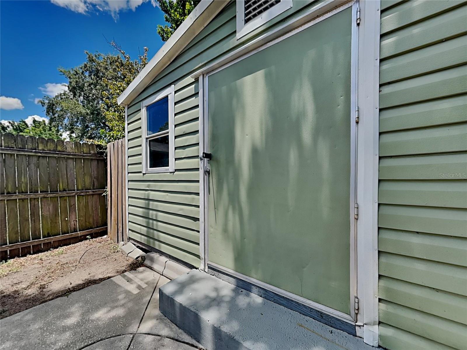 Image 15 of 16 For 105 Ravenway Drive