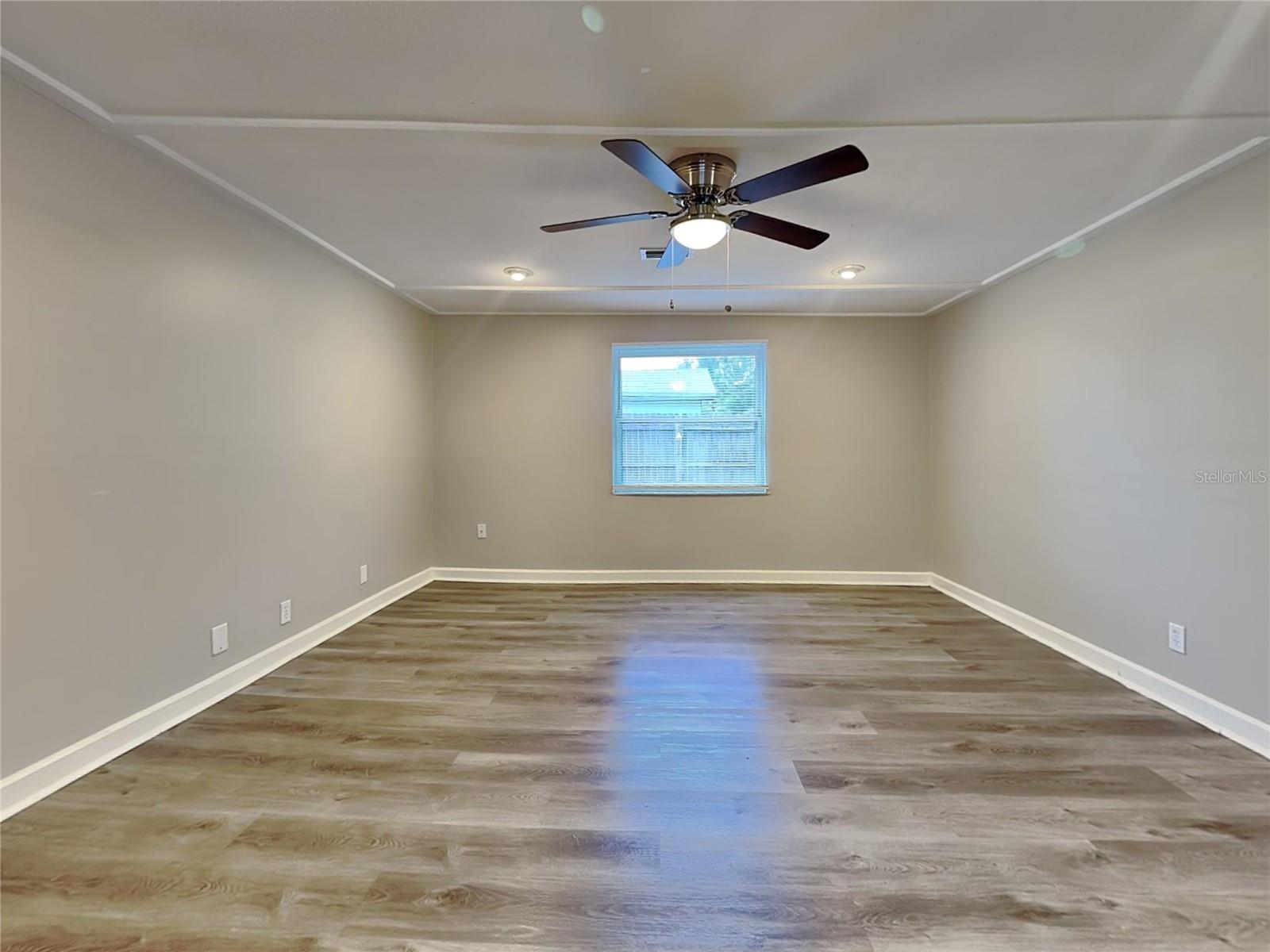 Image 2 of 16 For 105 Ravenway Drive