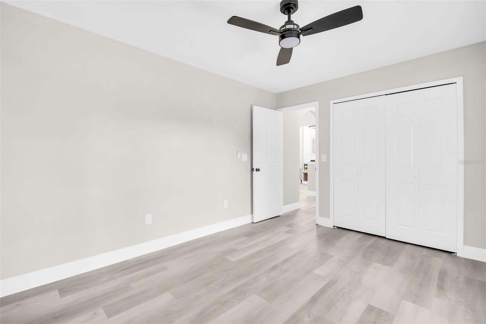 Image 30 of 54 For 2830 Resnik Circle W