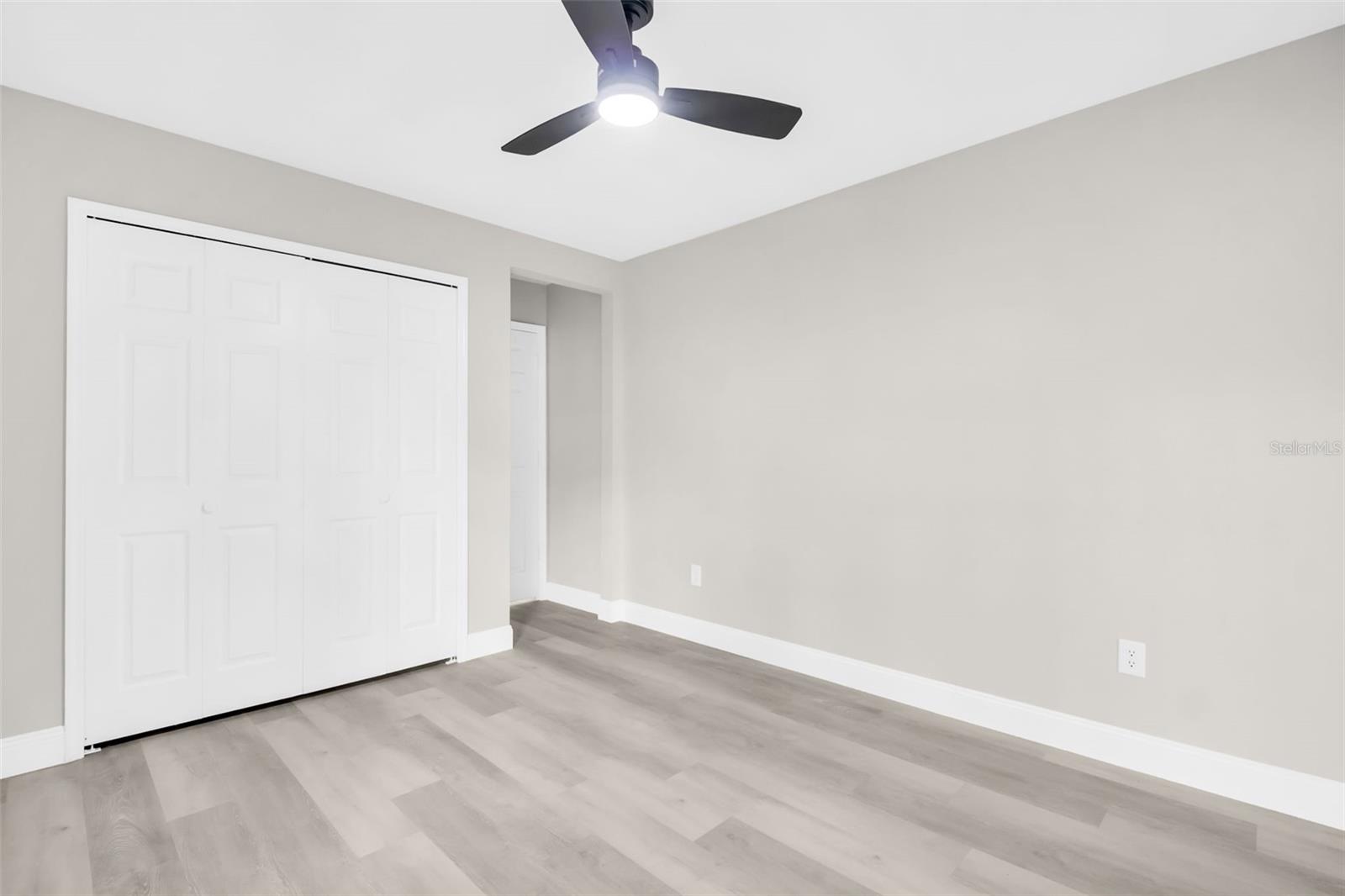 Image 34 of 54 For 2830 Resnik Circle W