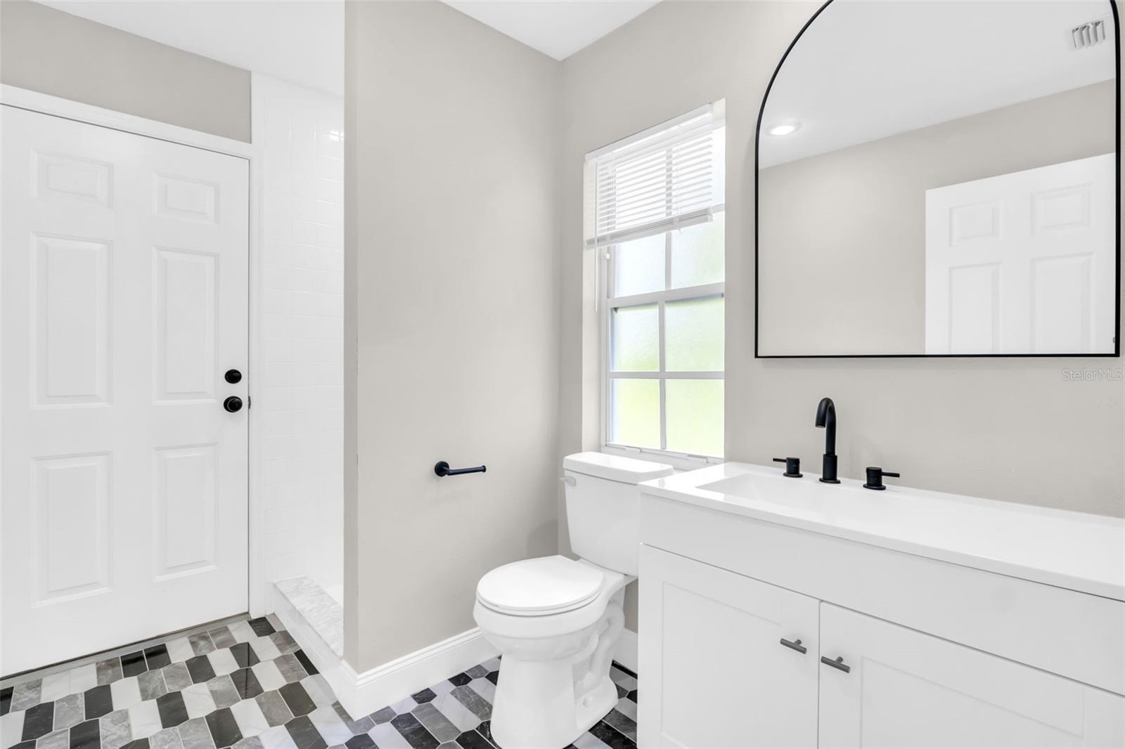 Image 37 of 54 For 2830 Resnik Circle W