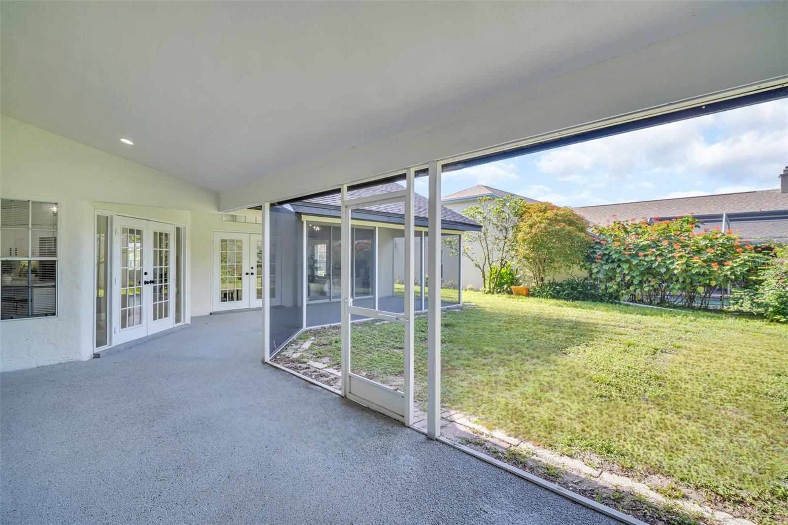 Image 41 of 54 For 2830 Resnik Circle W