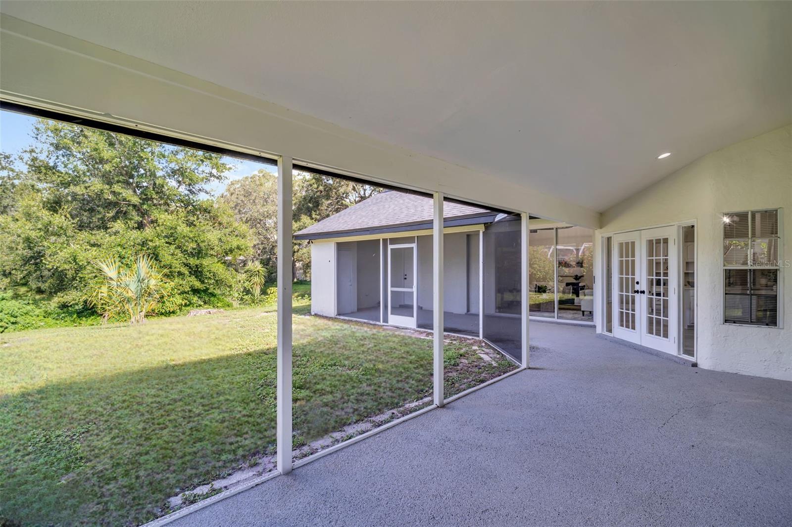 Image 42 of 54 For 2830 Resnik Circle W
