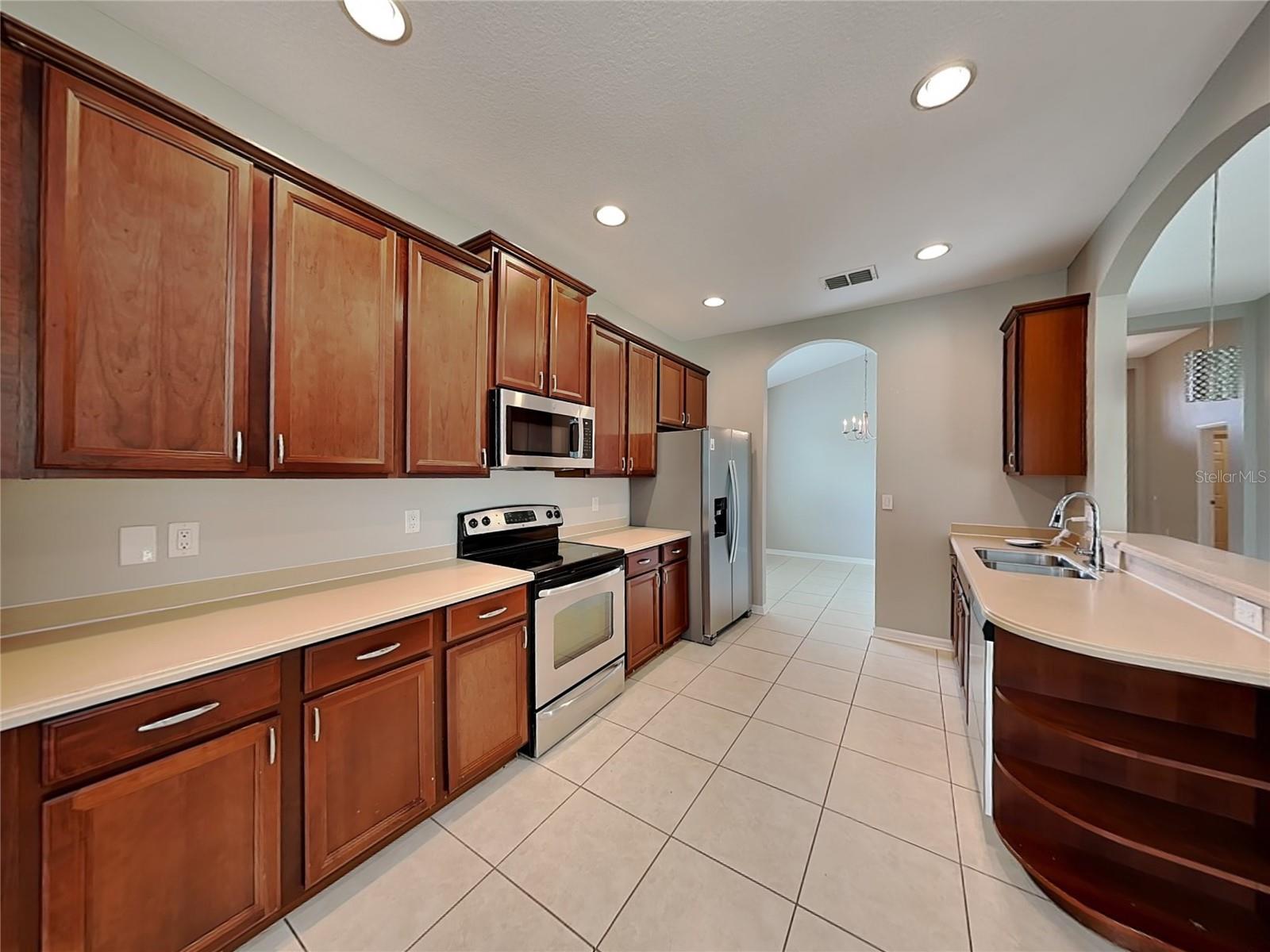 Image 6 of 15 For 7139 50th Avenue Circle E
