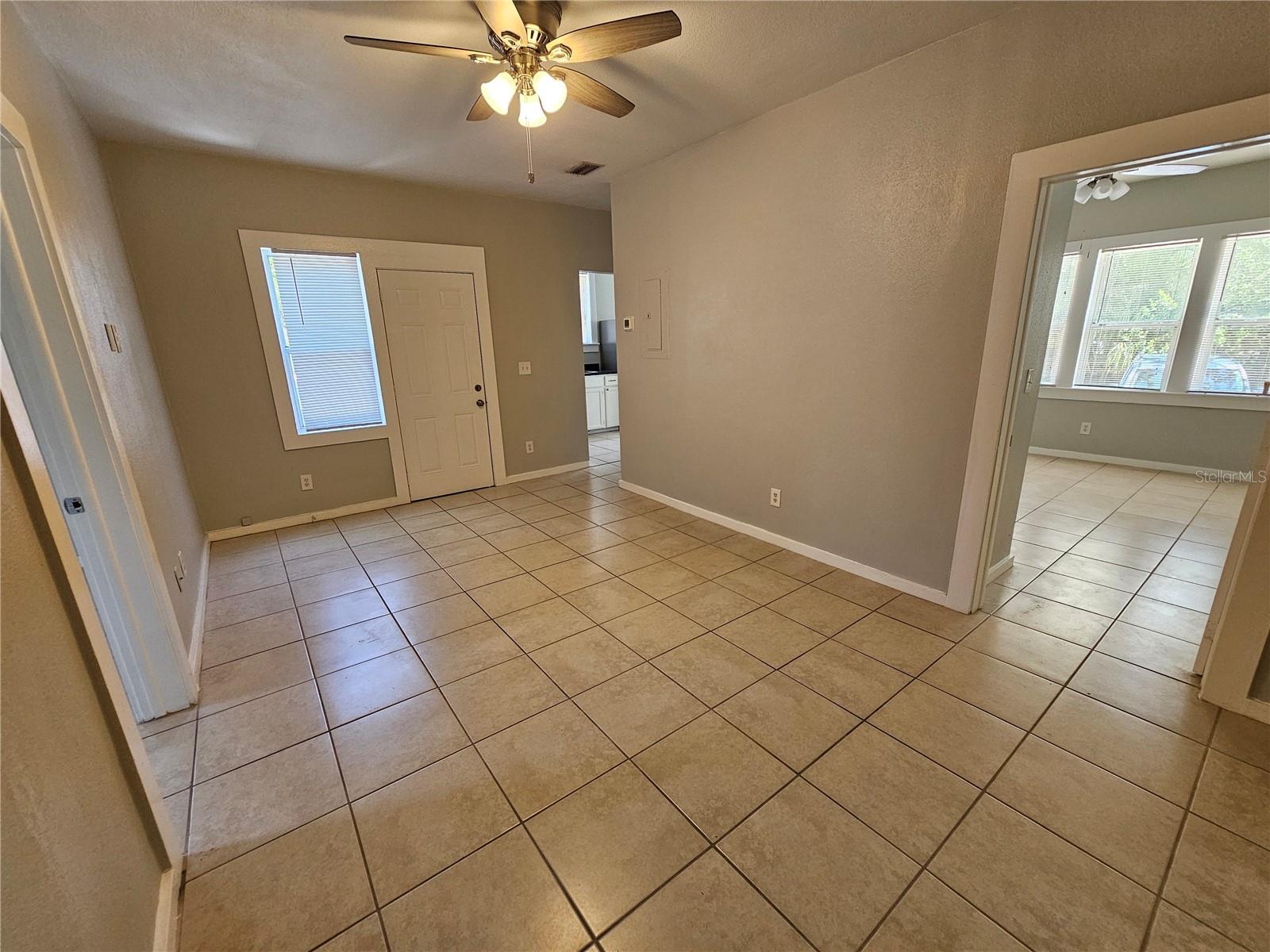 Image 17 of 25 For 1408 Fort Harrison Avenue B