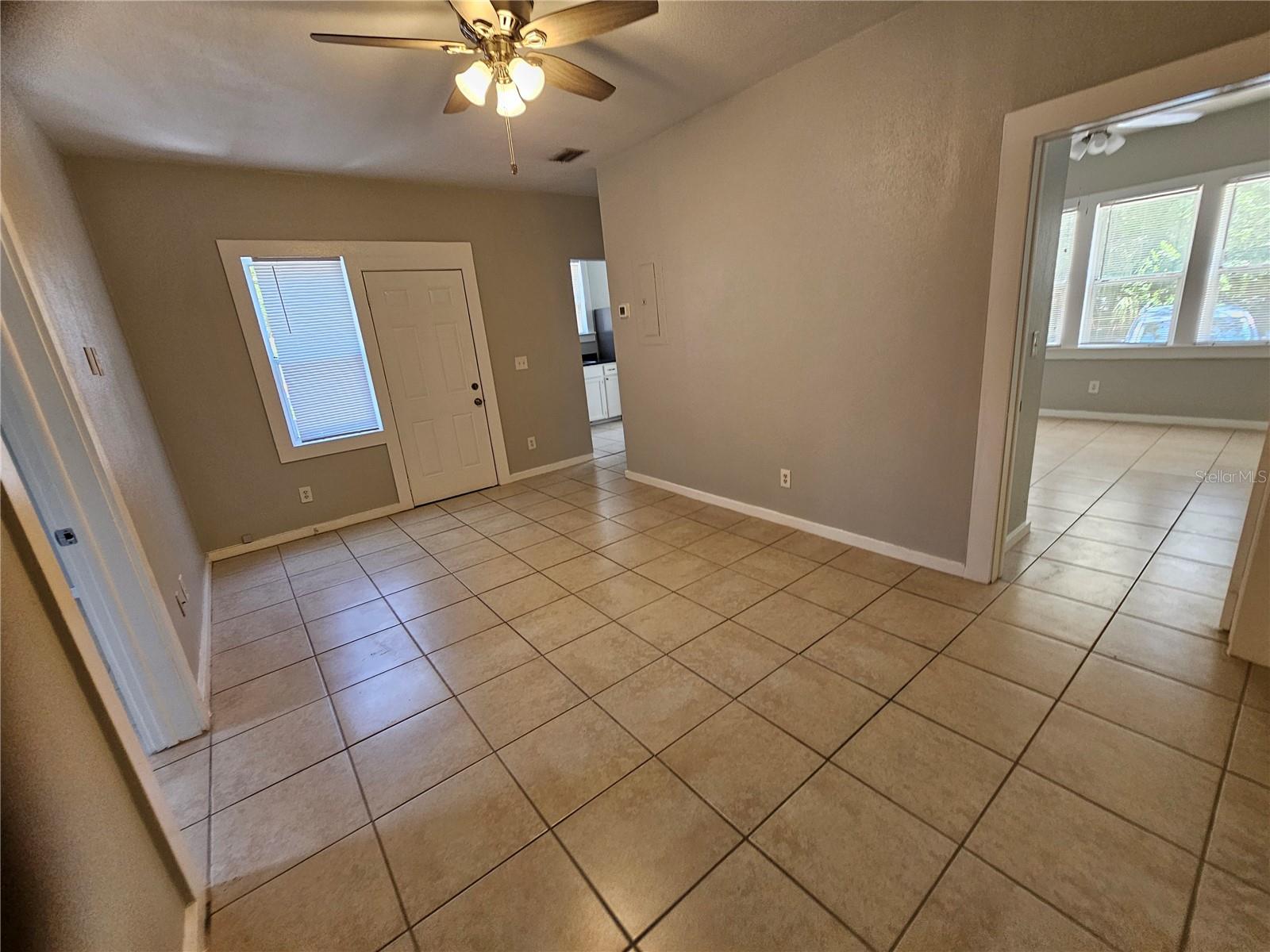 Image 18 of 25 For 1408 Fort Harrison Avenue B