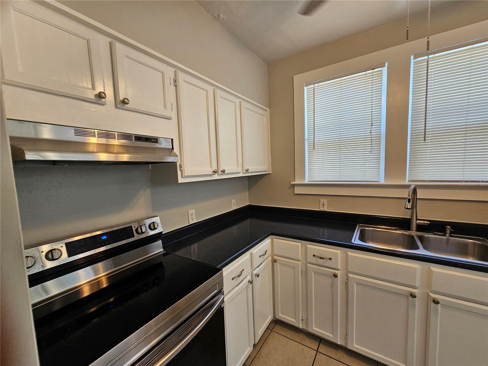 Image 8 of 25 For 1408 Fort Harrison Avenue B