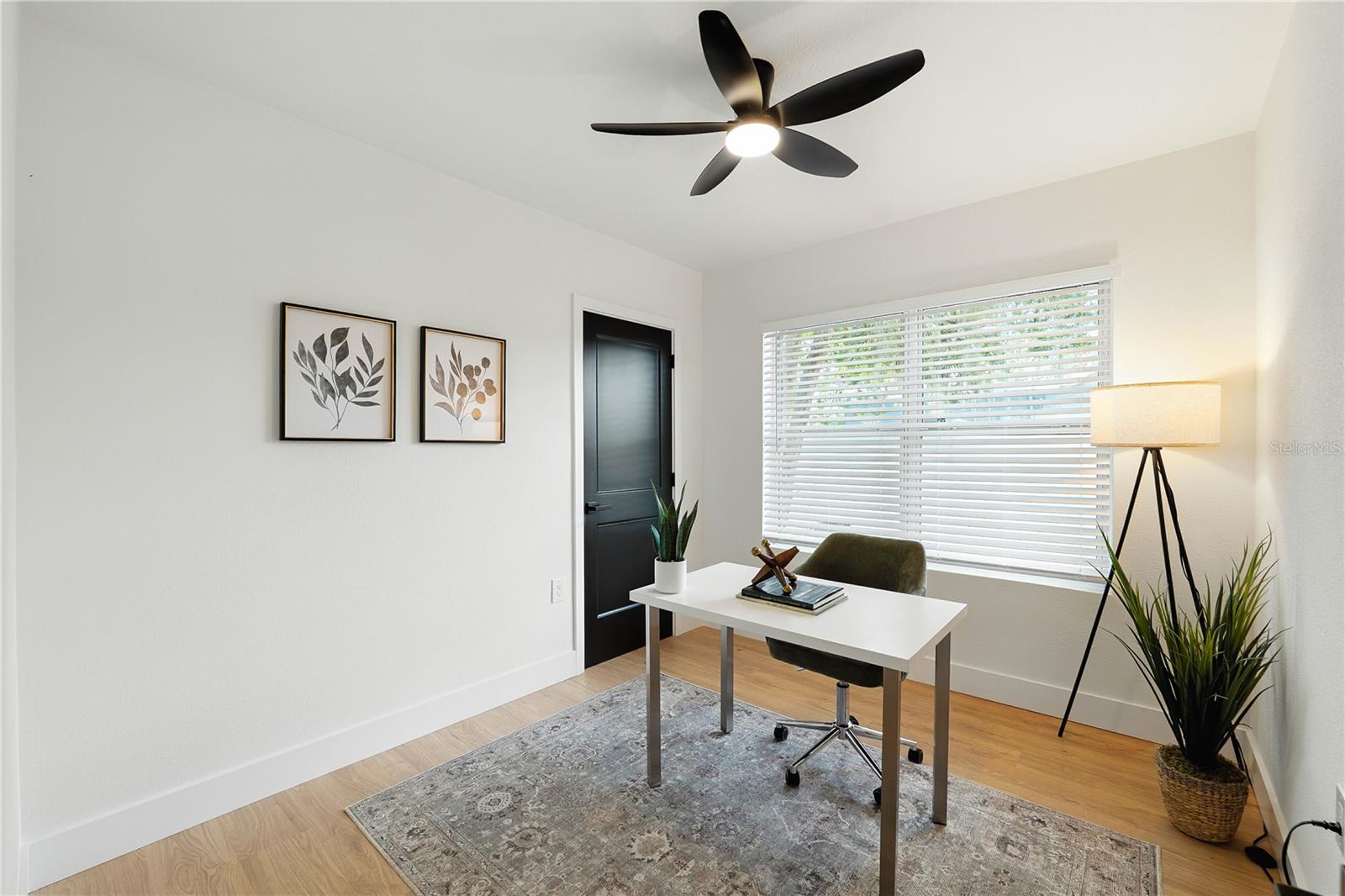 Image 17 of 44 For 4611 Fairway Drive