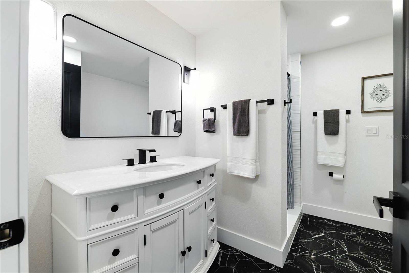 Image 22 of 44 For 4611 Fairway Drive