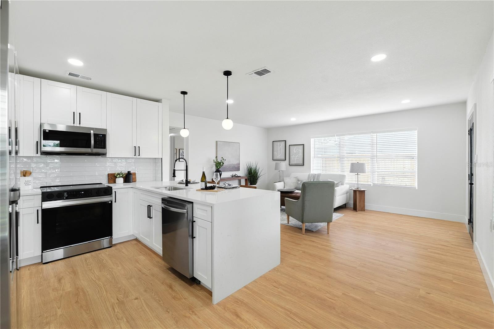 Image 9 of 44 For 4611 Fairway Drive