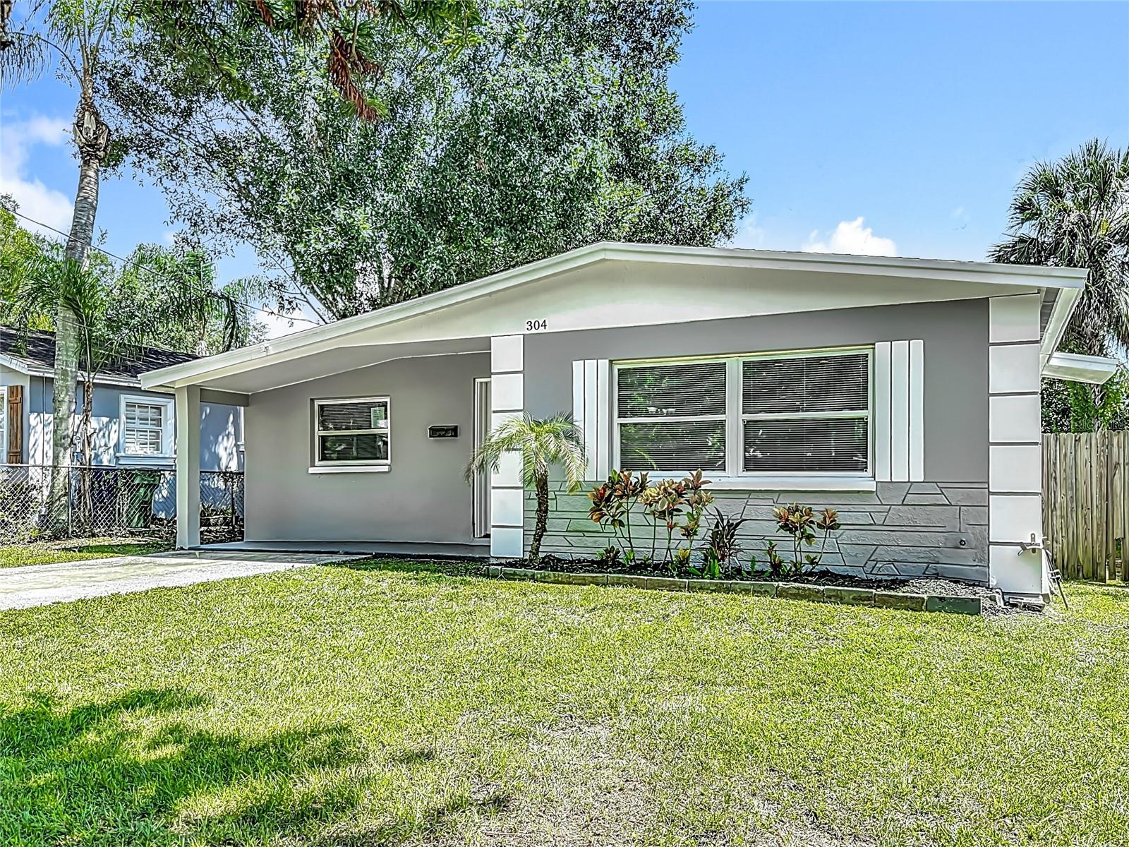 Image 8 of 56 For 304 Fern Street