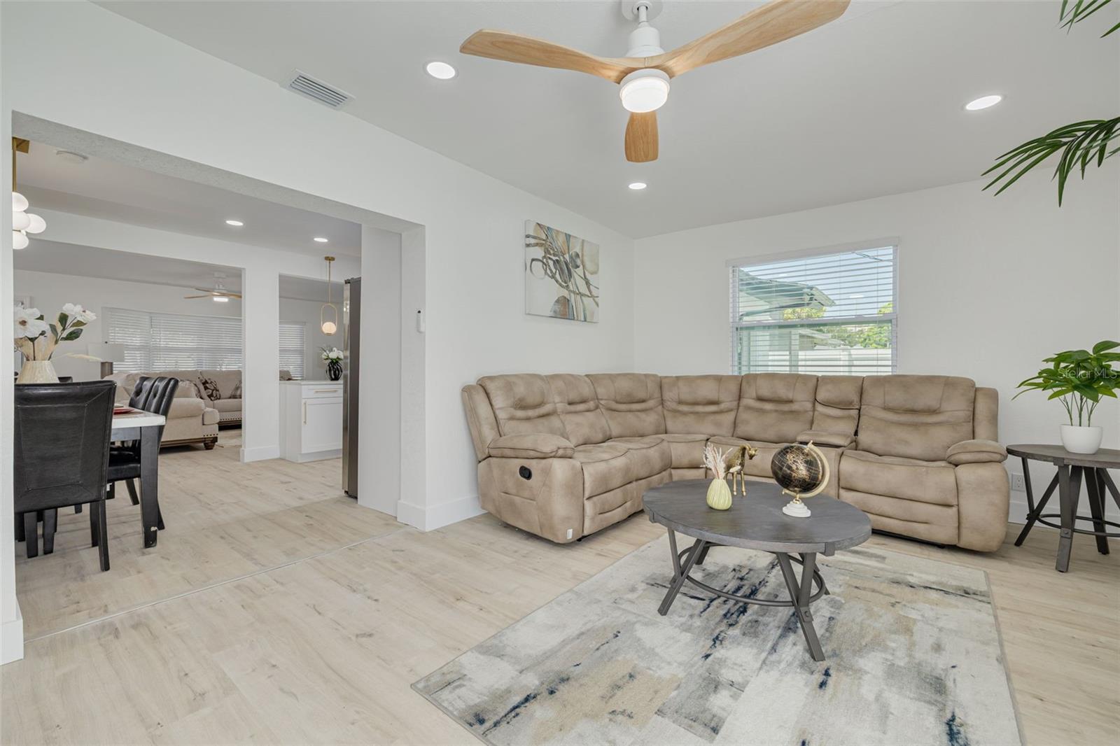 Image 16 of 44 For 12391 83rd Avenue