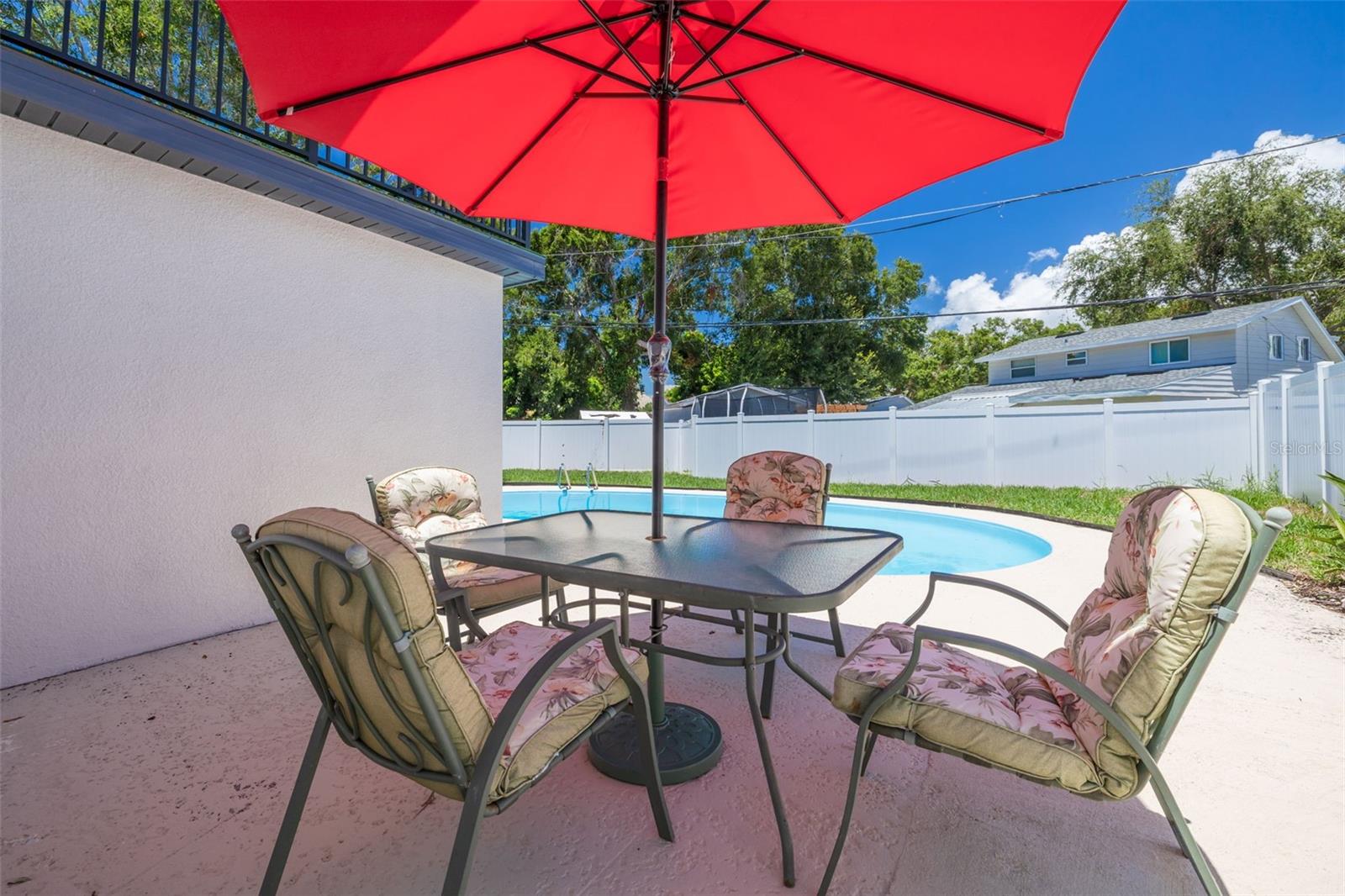 Image 21 of 44 For 12391 83rd Avenue