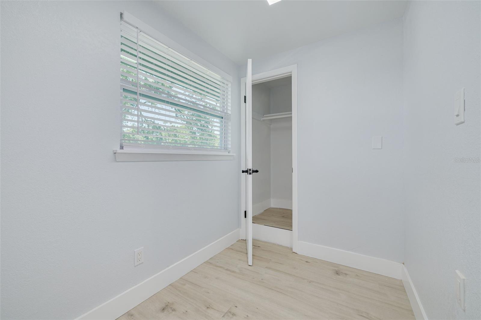 Image 35 of 44 For 12391 83rd Avenue
