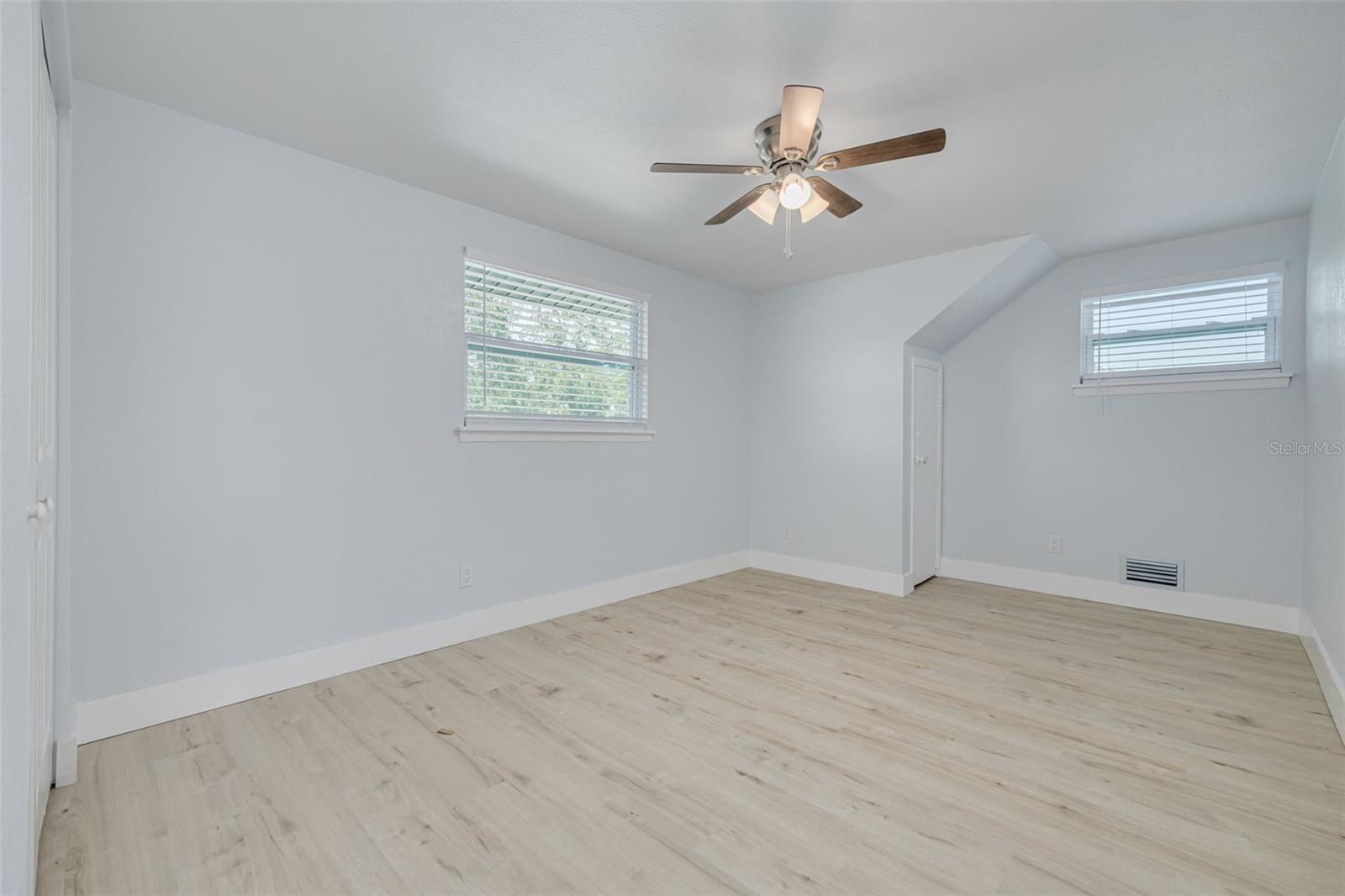 Image 37 of 44 For 12391 83rd Avenue