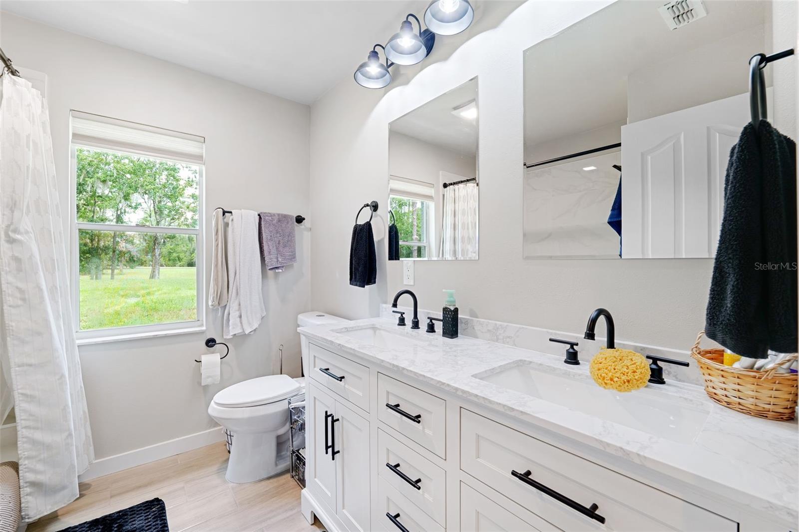 Image 22 of 48 For 28236 Sonny Drive
