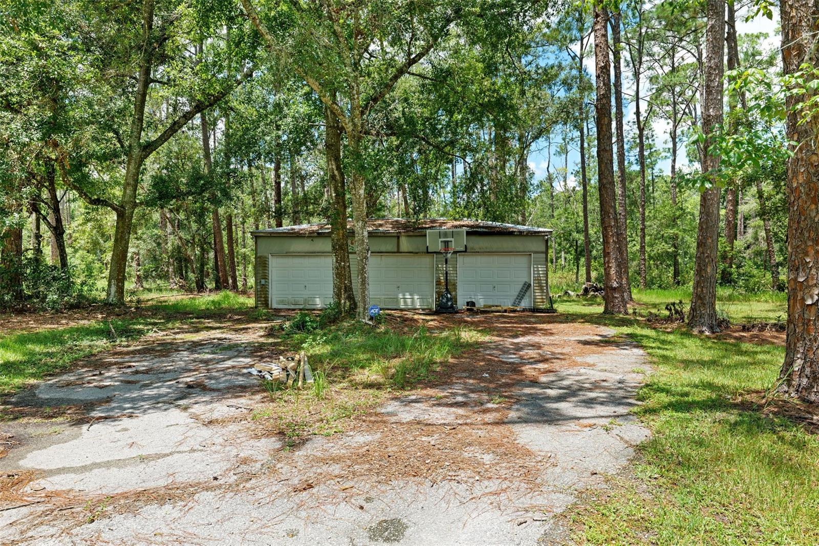 Image 38 of 48 For 28236 Sonny Drive