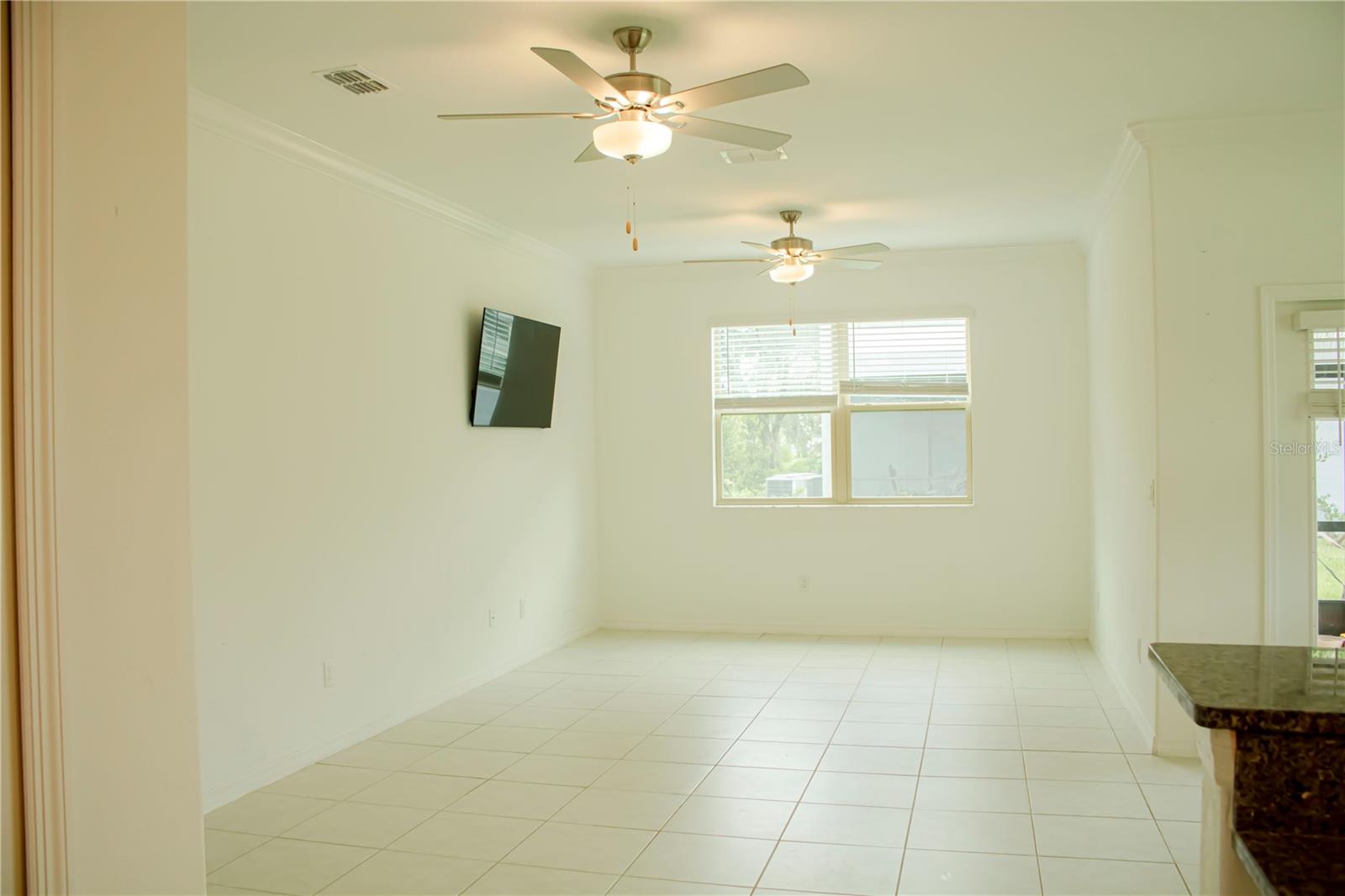 Image 7 of 34 For 30771 Veridian Way