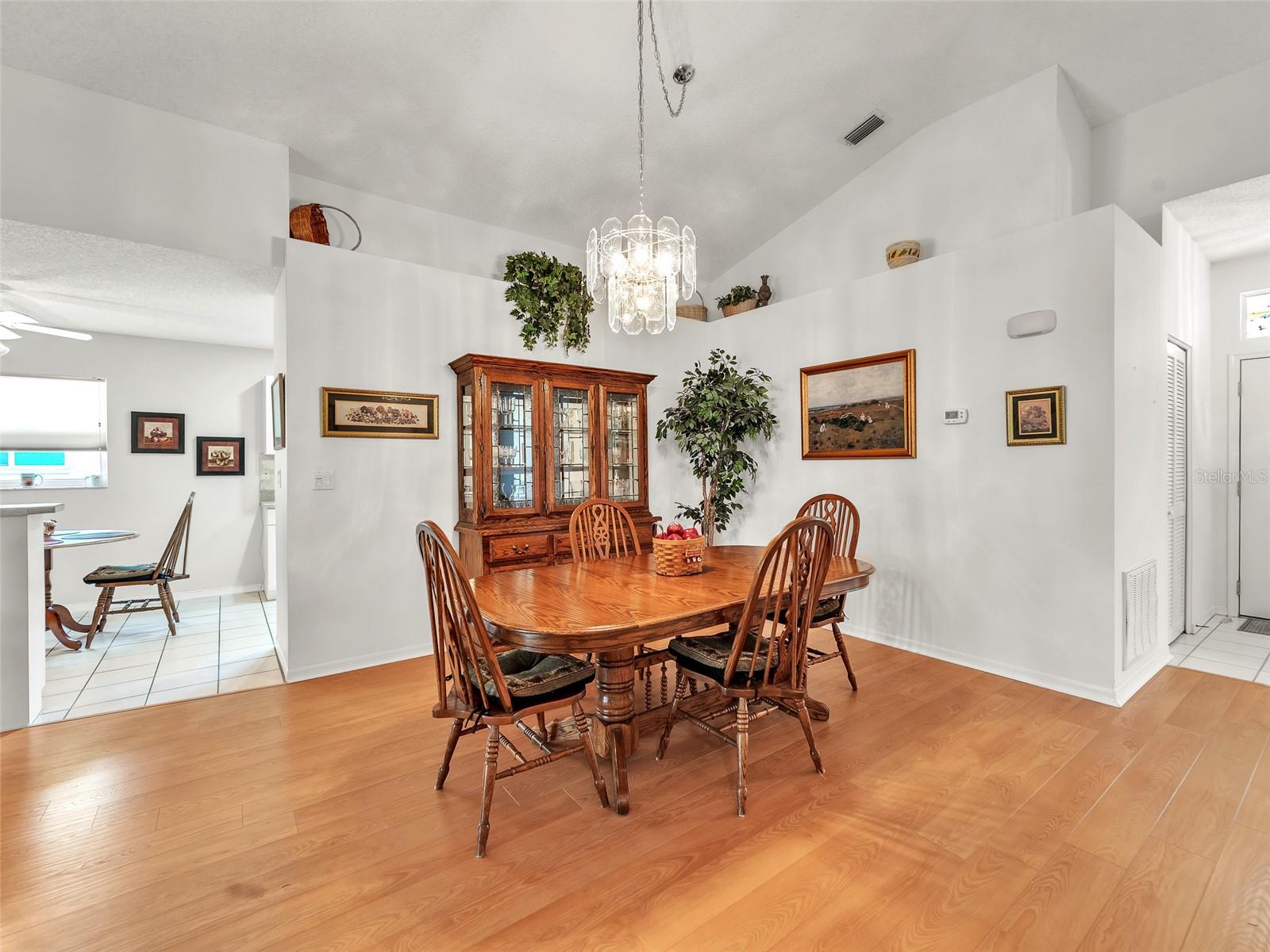 Image 8 of 45 For 2237 Mayfield Palms Lane 2237