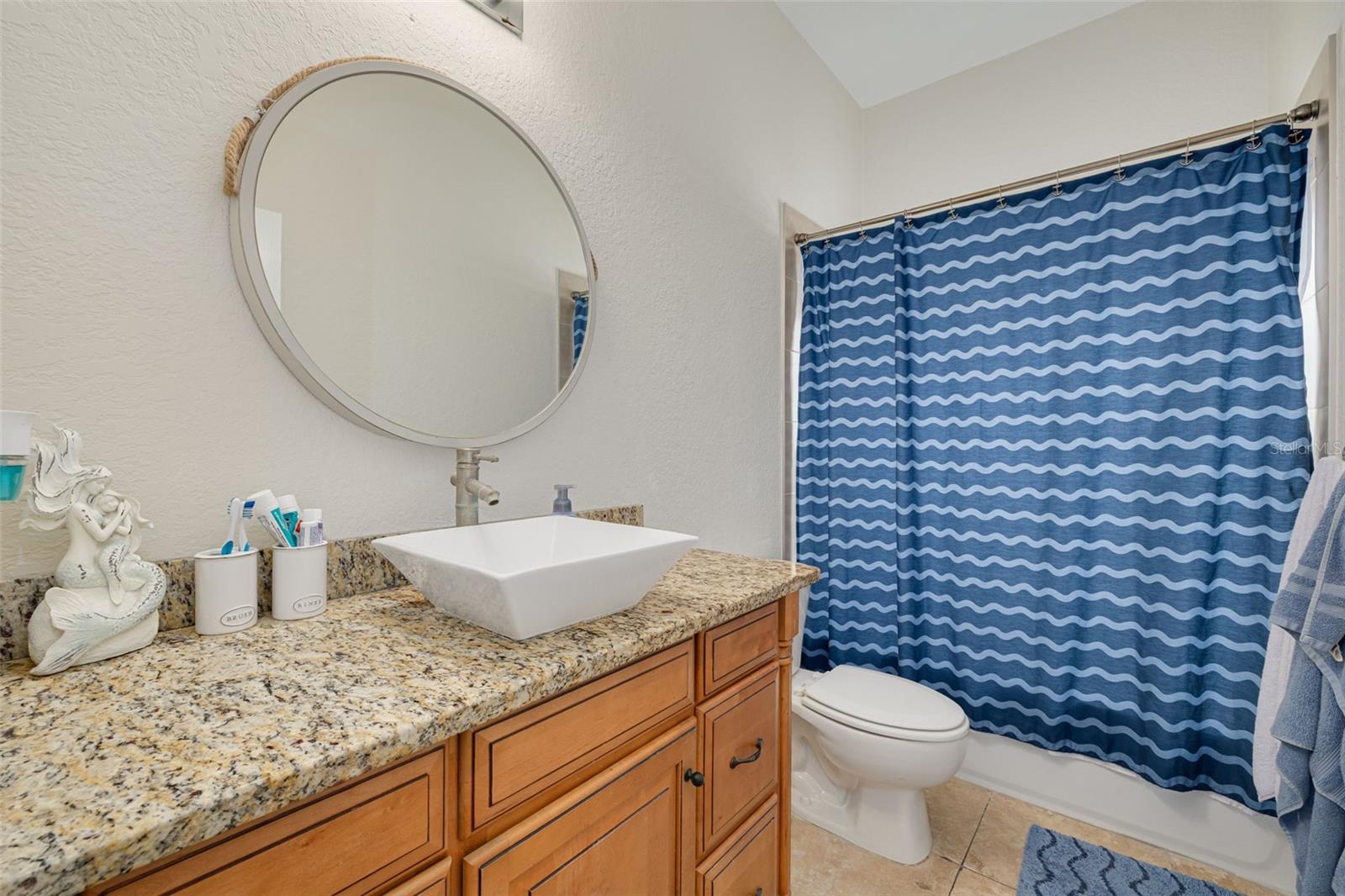 Listing photo id 25 for 8100 Brighton Drive