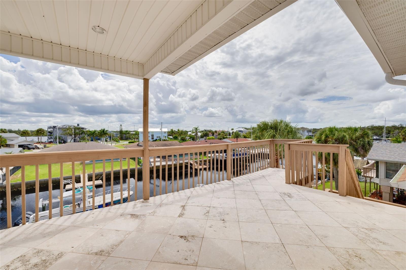 Listing photo id 36 for 8100 Brighton Drive