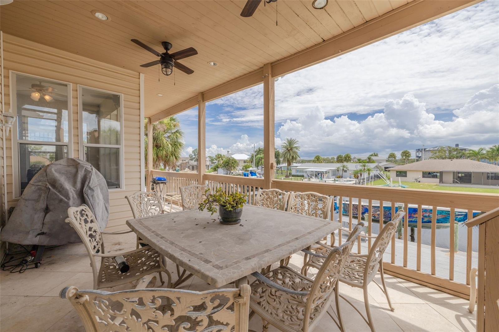 Listing photo id 45 for 8100 Brighton Drive