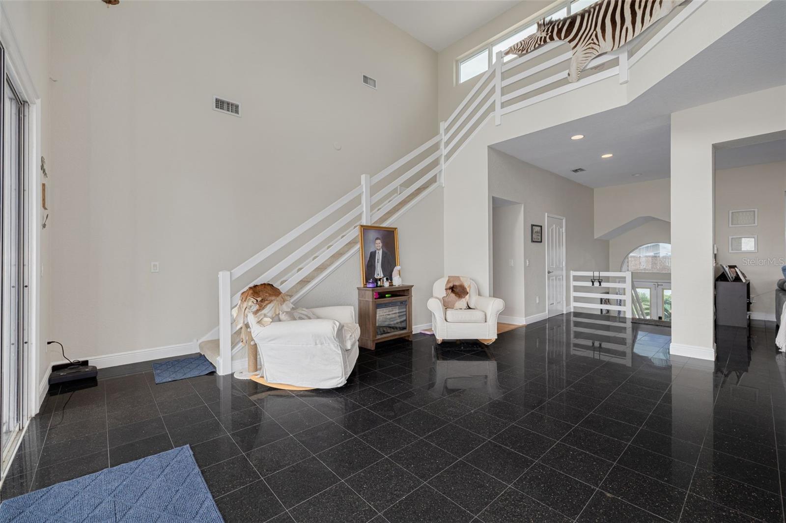 Listing photo id 51 for 8100 Brighton Drive