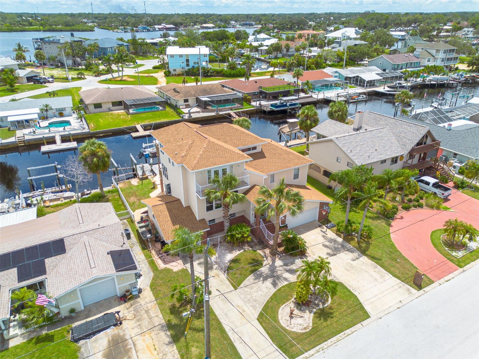 Listing photo id 66 for 8100 Brighton Drive