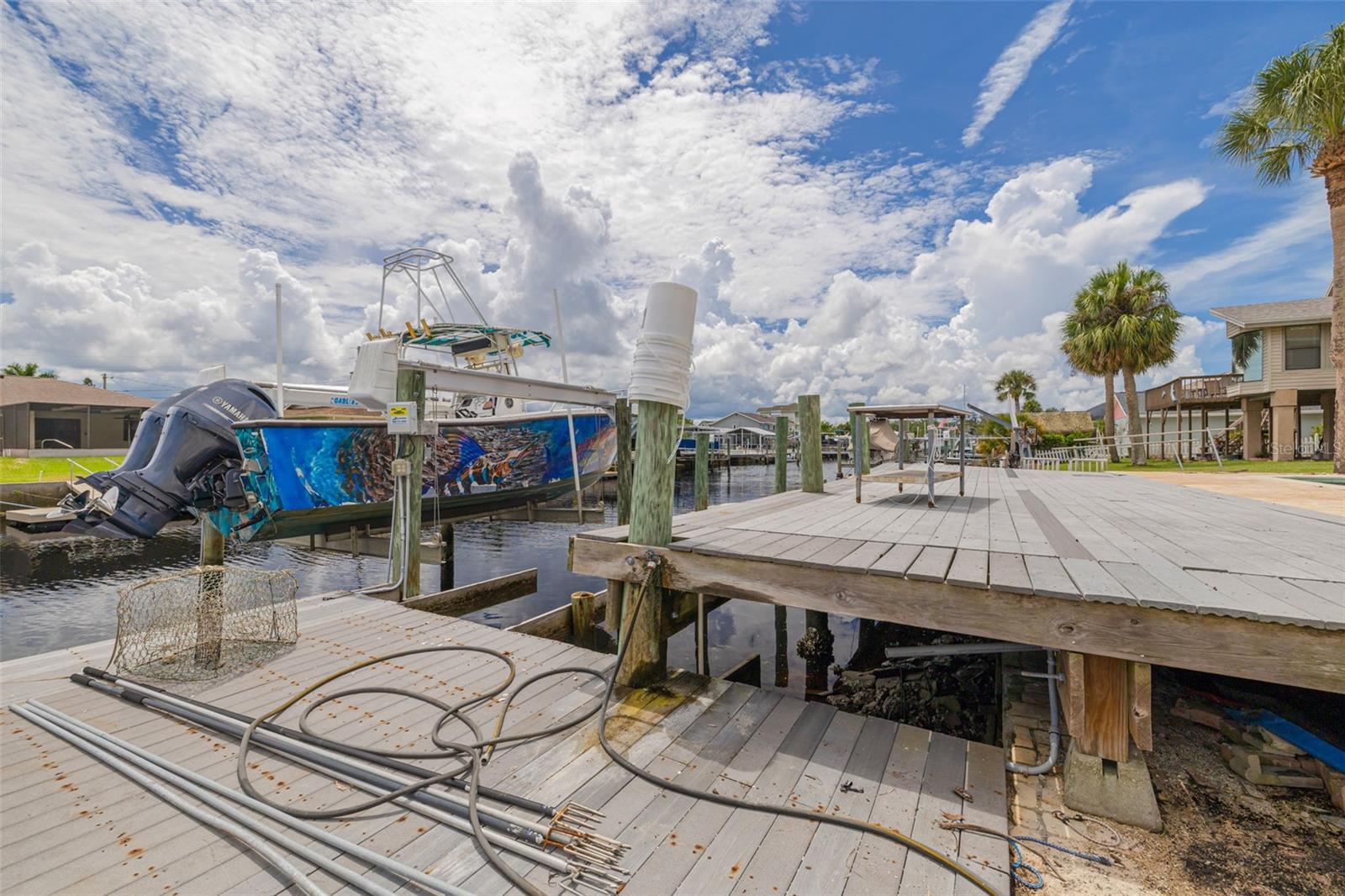 Listing photo id 5 for 8100 Brighton Drive