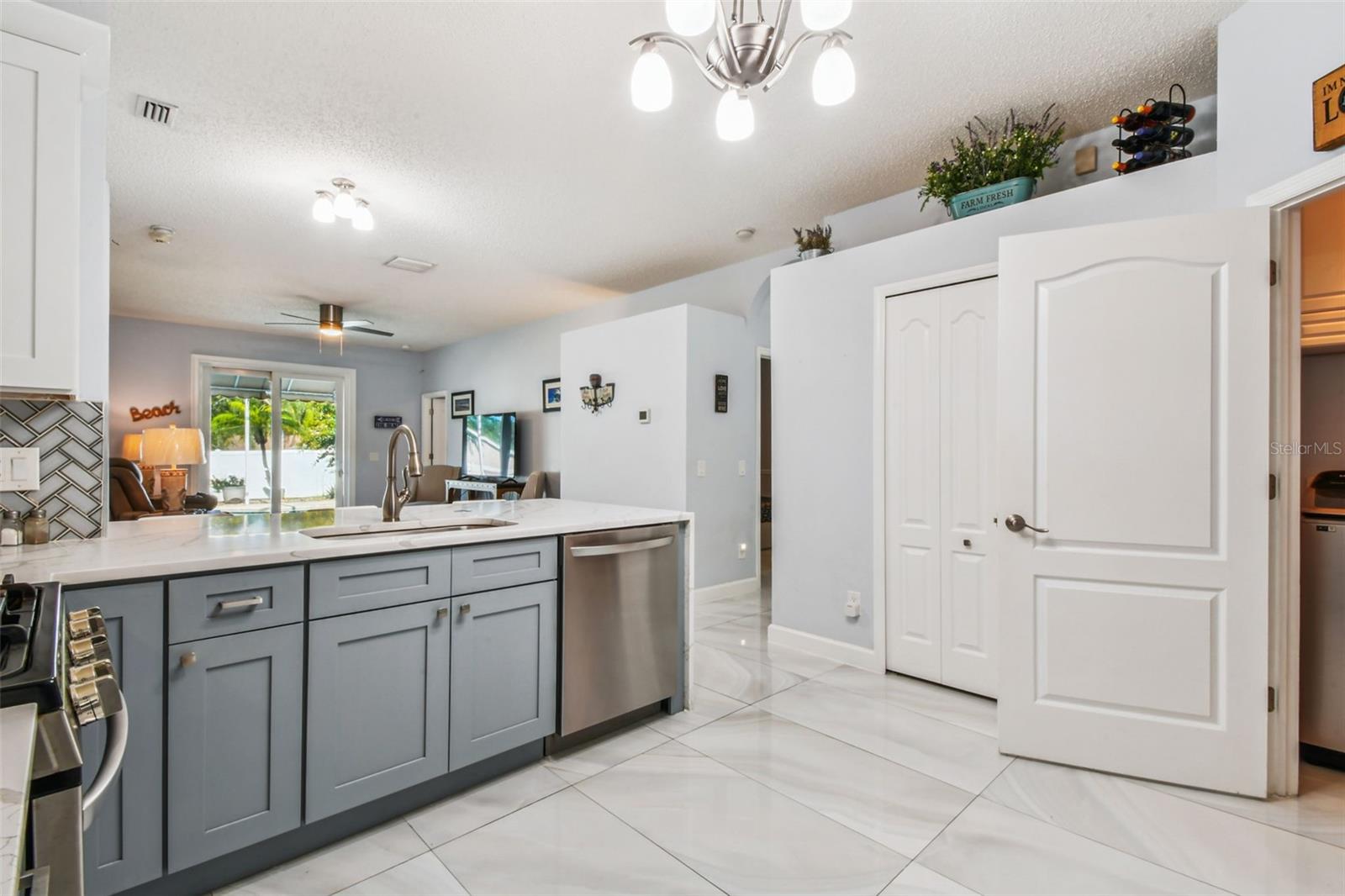 Image 12 of 79 For 4539 Tealwood Trail