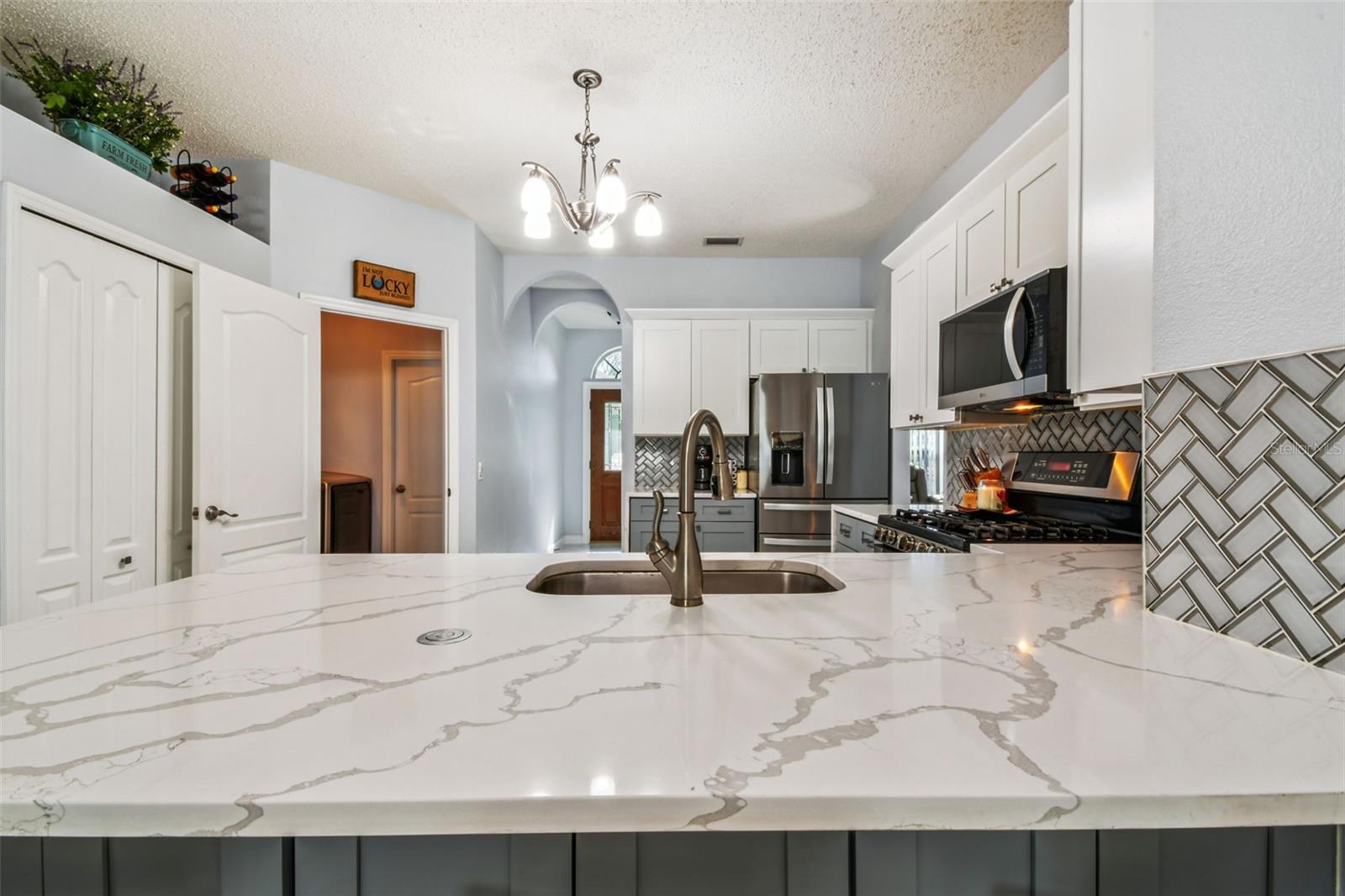 Image 17 of 79 For 4539 Tealwood Trail
