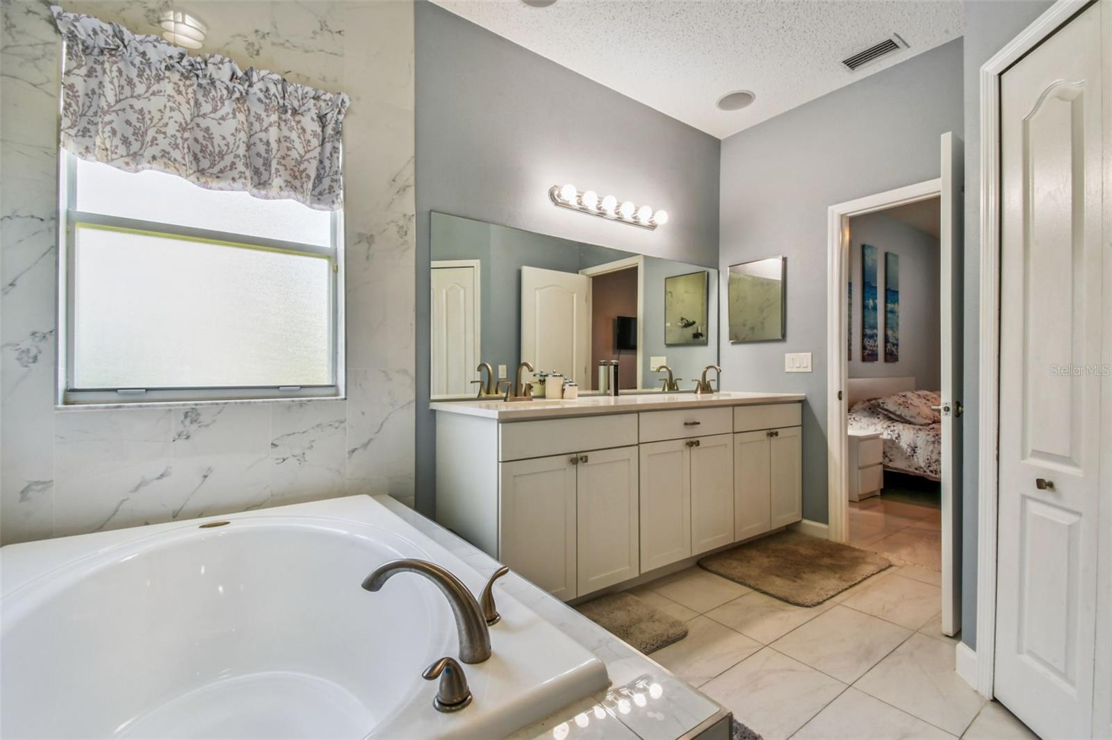 Image 27 of 79 For 4539 Tealwood Trail
