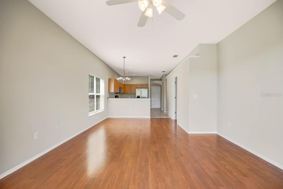 Image 4 of 25 For 5808 Tanagerlake Road