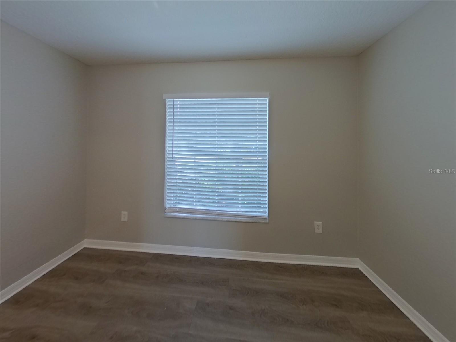 Image 9 of 15 For 2304 Roanoke Springs Drive