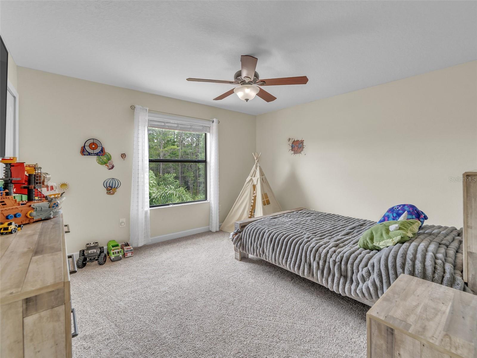 Image 26 of 45 For 19091 Umberland Place