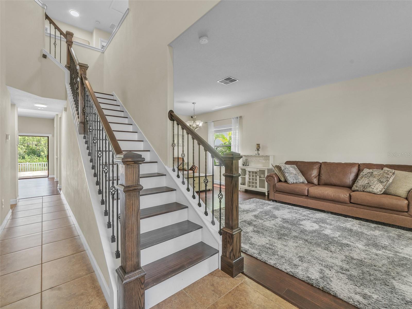 Image 5 of 45 For 19091 Umberland Place