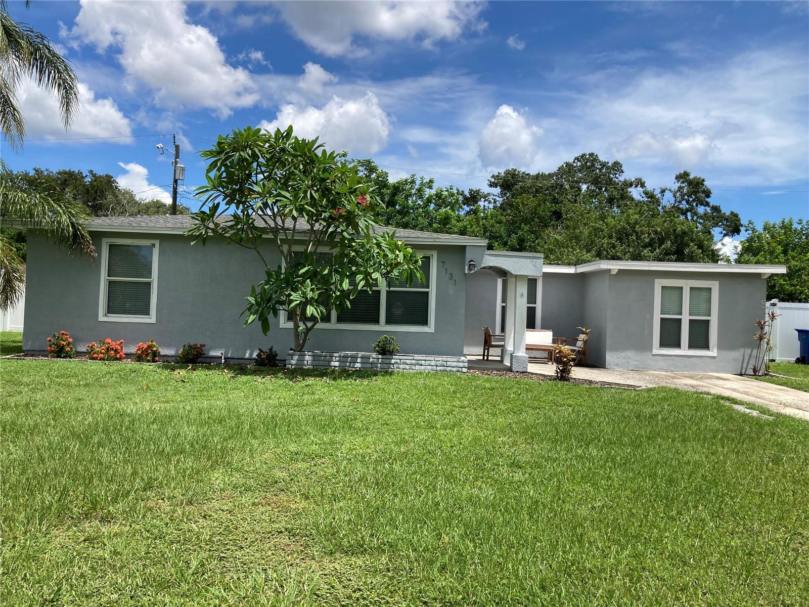 Details for 7131 Orpine Drive N, ST PETERSBURG, FL 33702