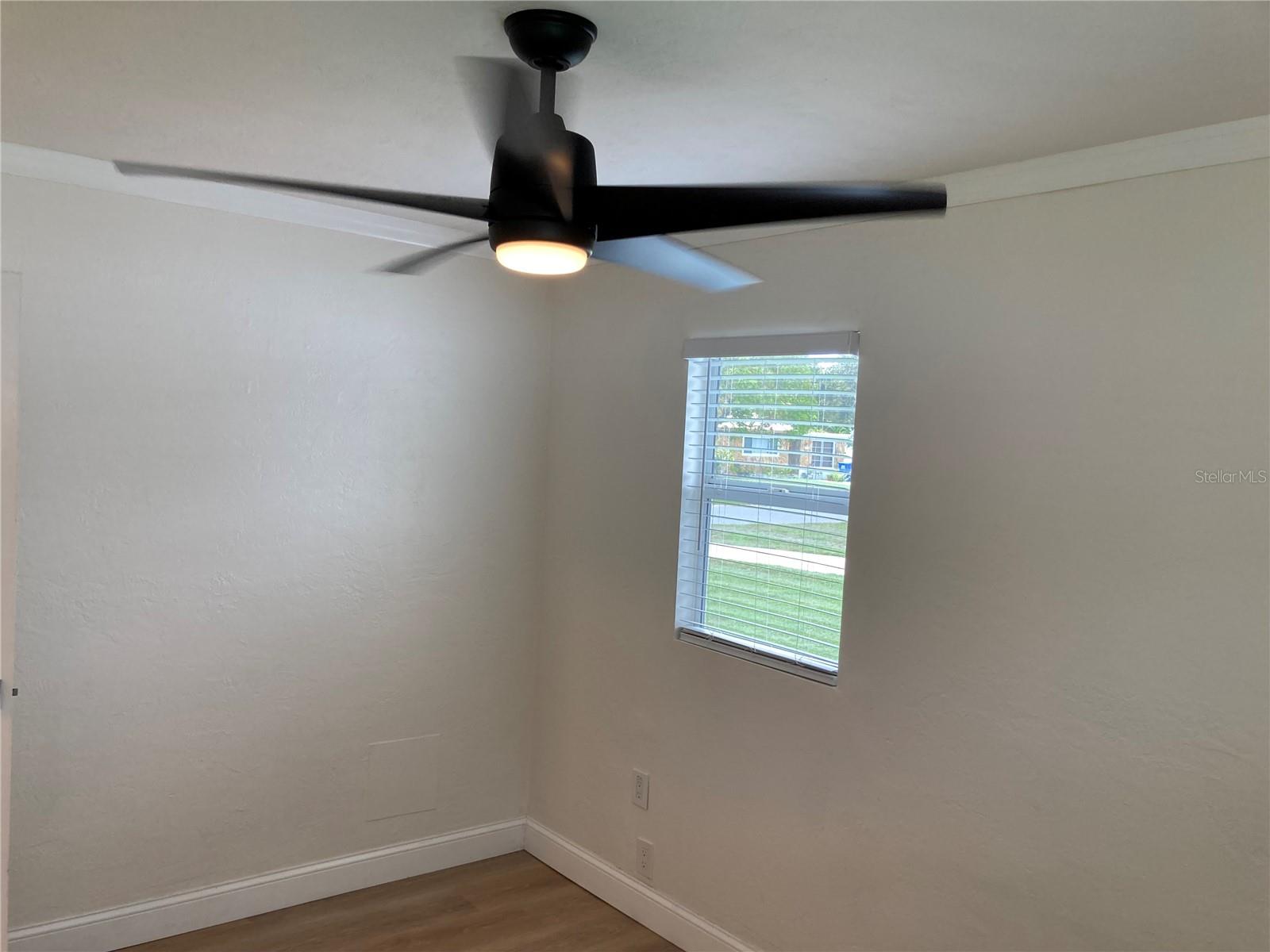 Image 30 of 40 For 7131 Orpine Drive N