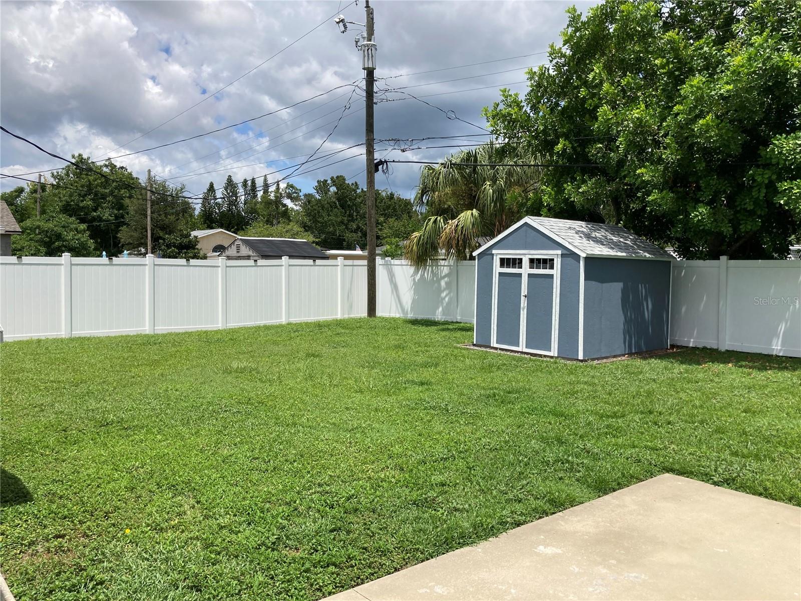 Image 33 of 40 For 7131 Orpine Drive N