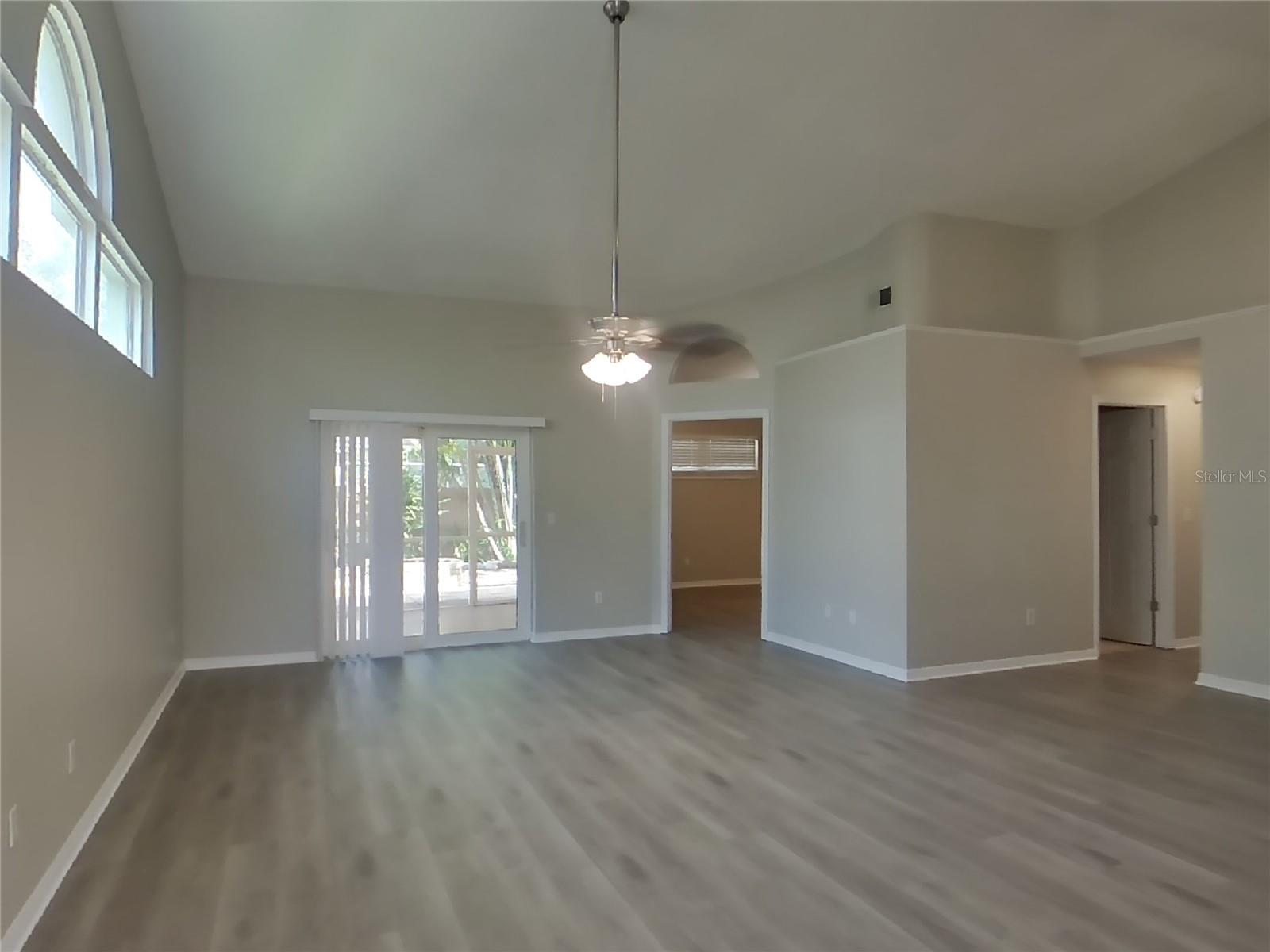 Image 3 of 15 For 4004 Moreland Drive