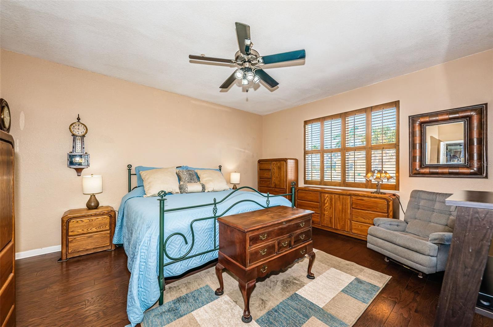 Image 11 of 29 For 227 126th Avenue E