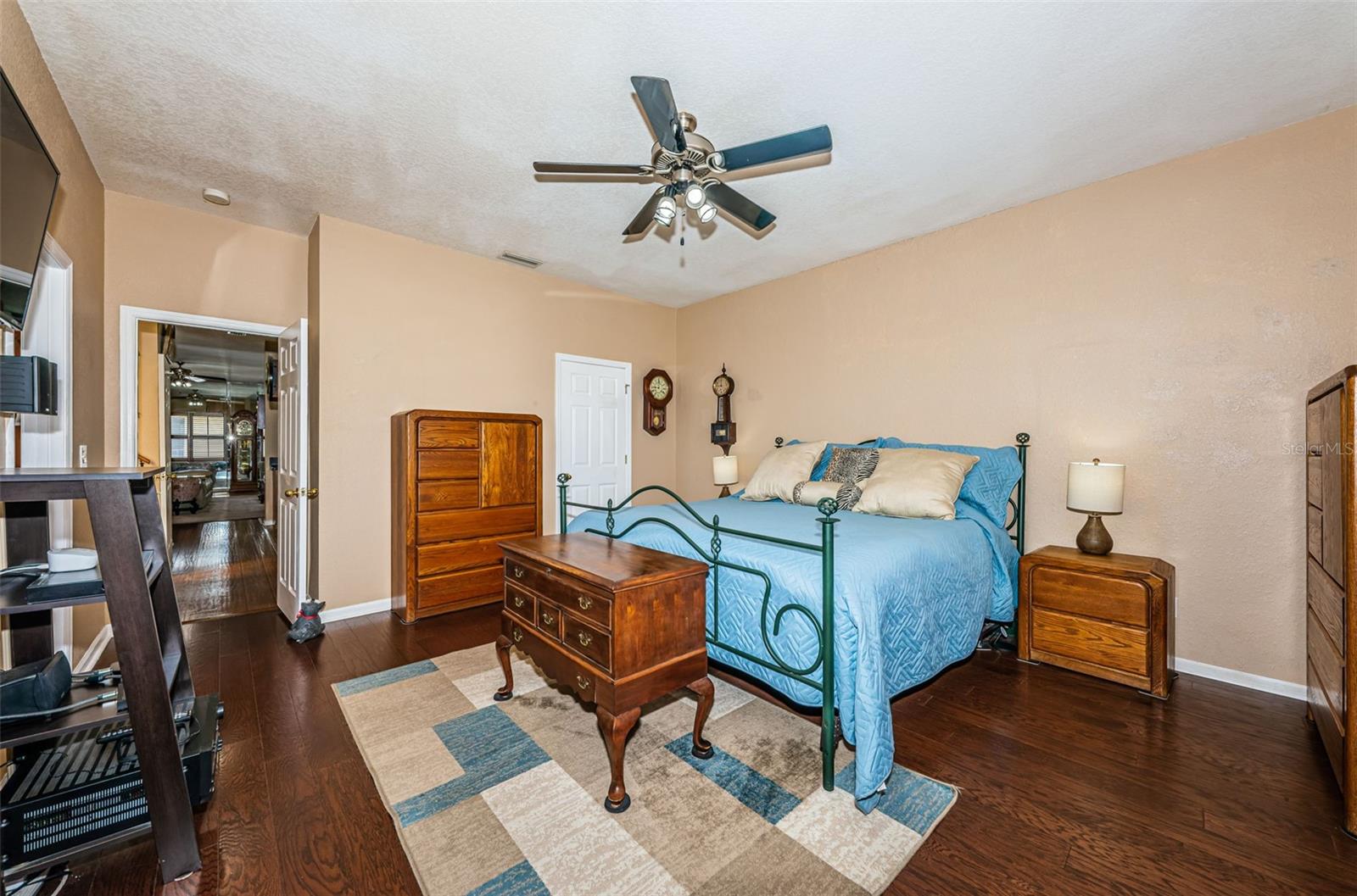 Image 12 of 29 For 227 126th Avenue E