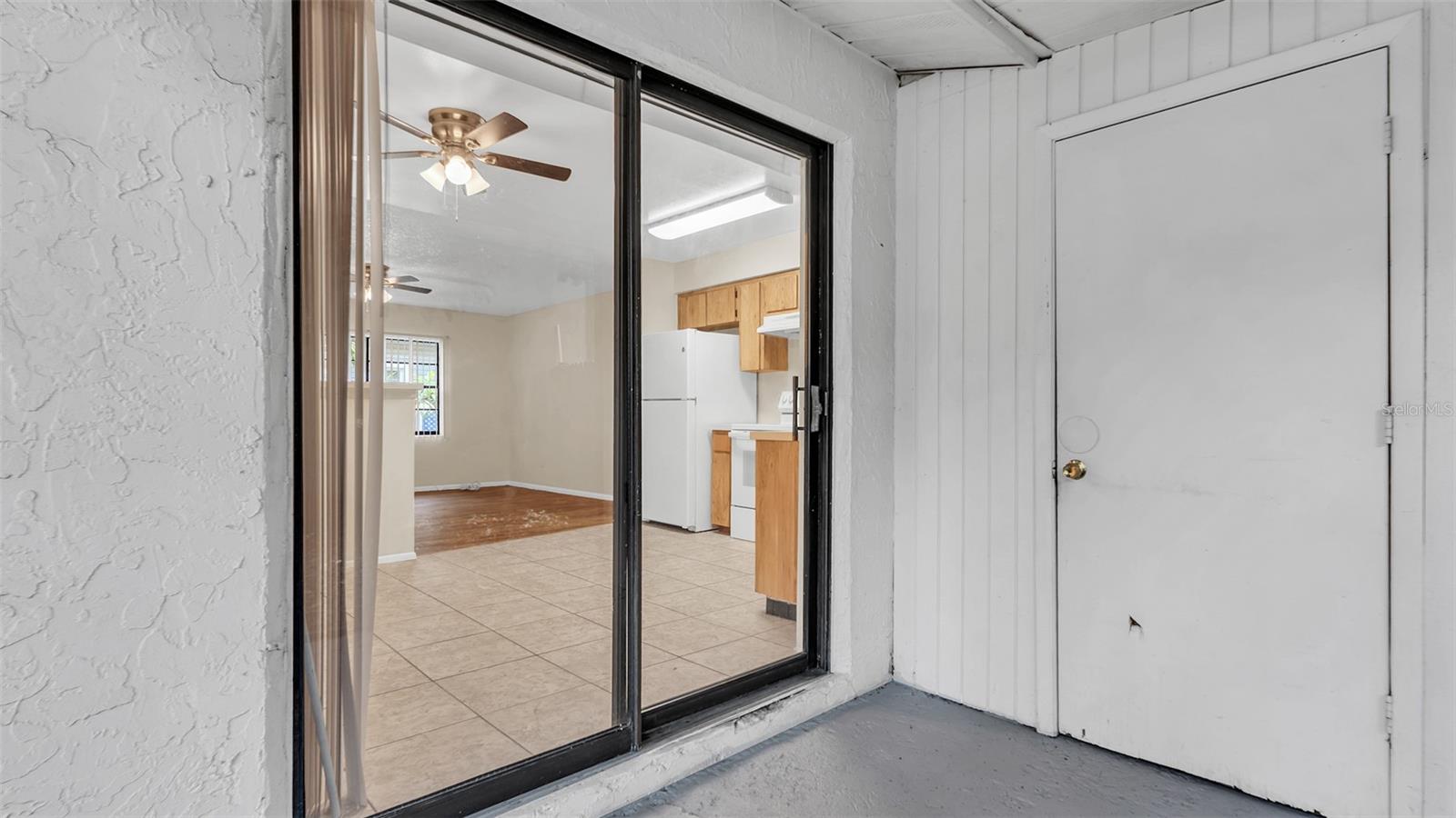 Image 16 of 19 For 619 2nd Avenue Ne A