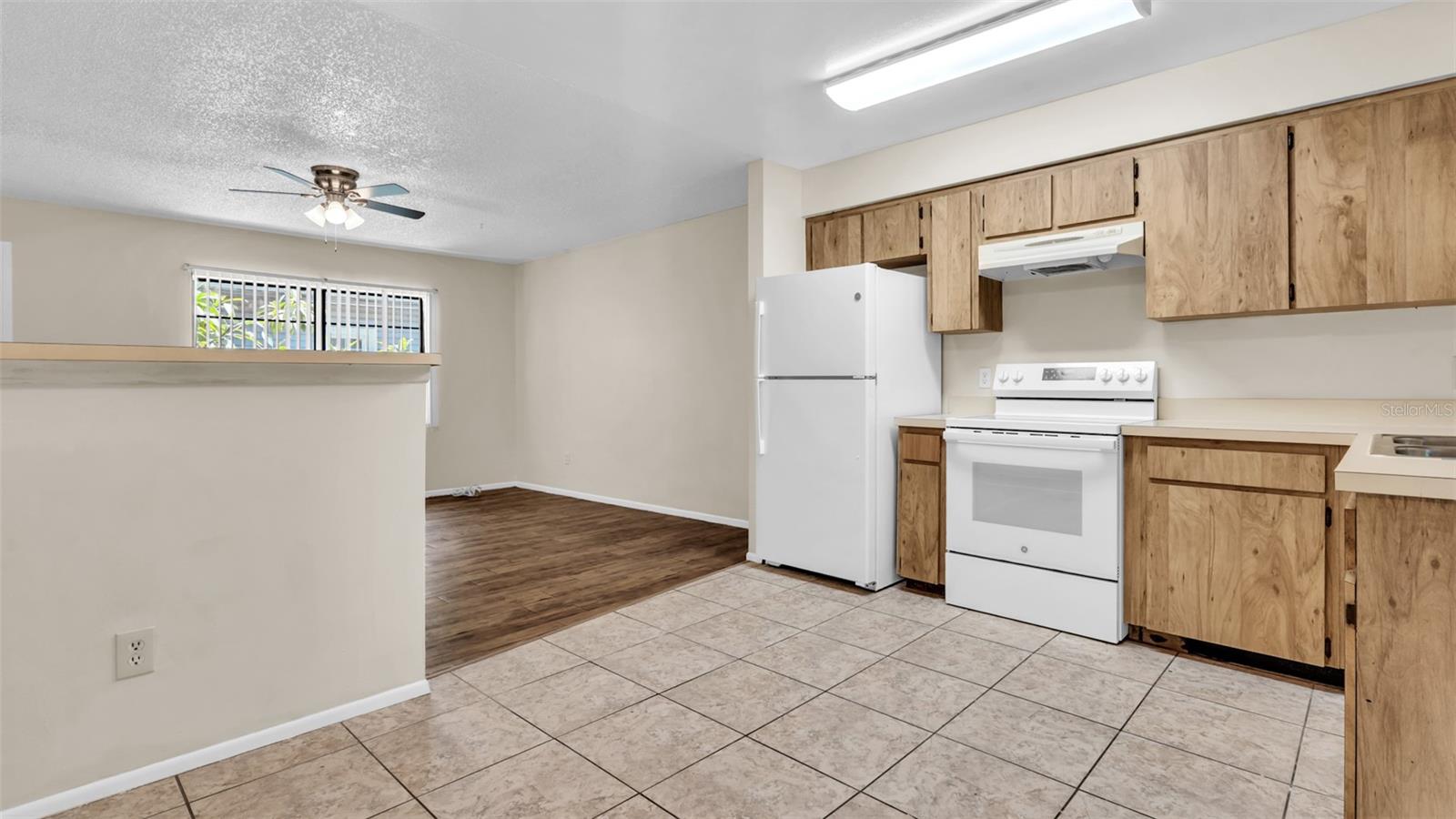 Image 9 of 19 For 619 2nd Avenue Ne A