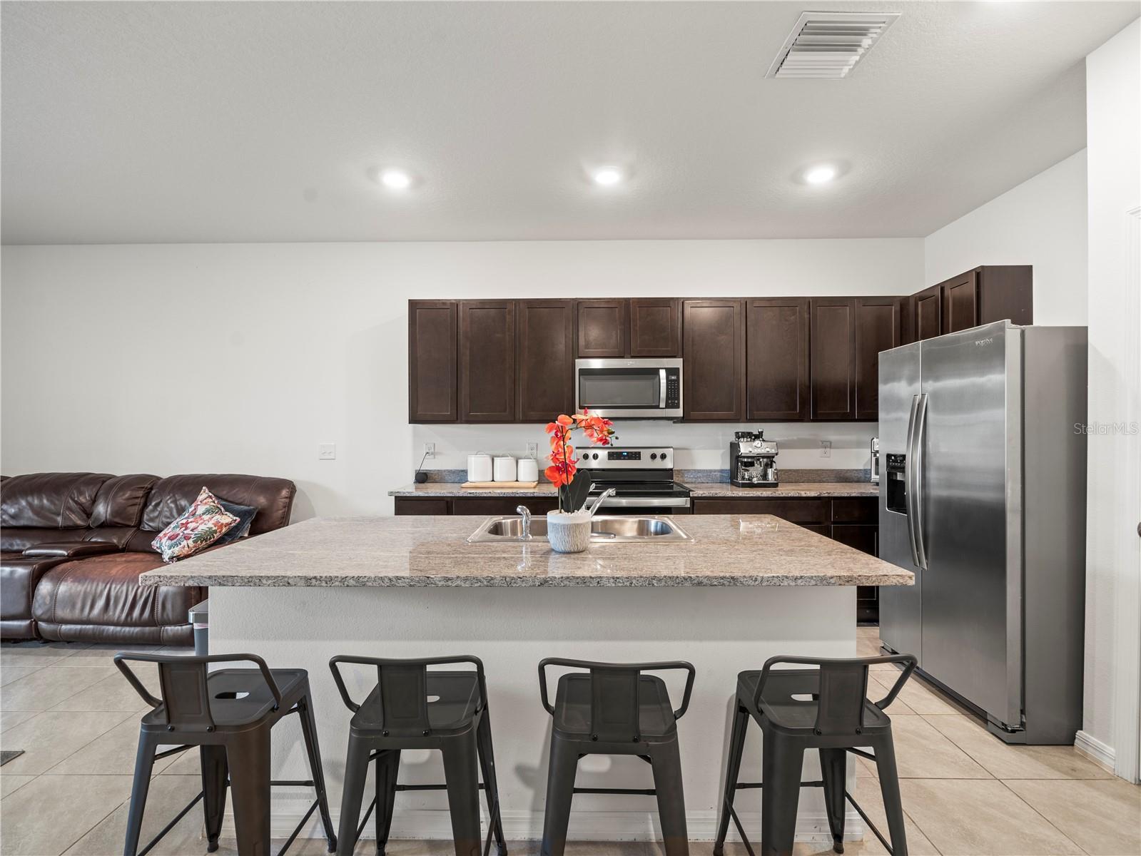 Image 10 of 44 For 2886 Suncoast Plains Drive
