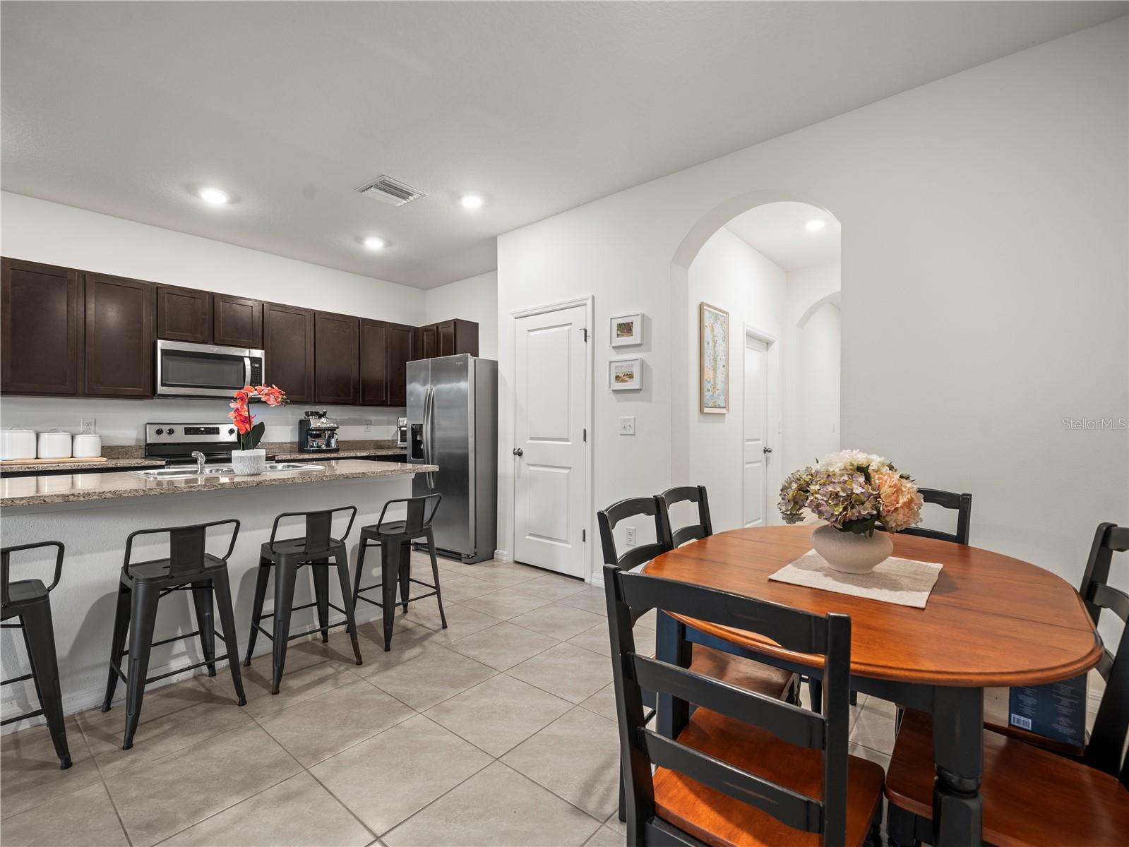 Image 13 of 44 For 2886 Suncoast Plains Drive