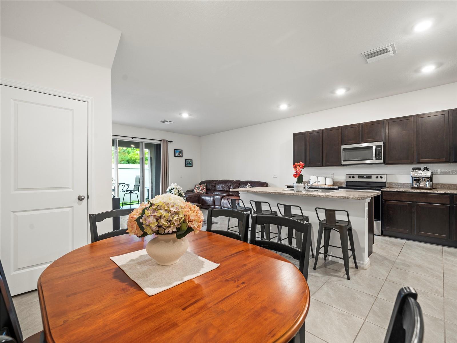 Image 14 of 44 For 2886 Suncoast Plains Drive